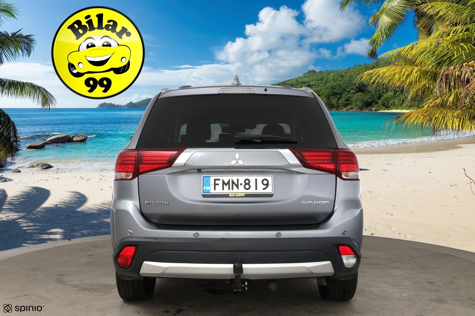 Mitsubishi Outlander 2017 2,2 DI-D Instyle NAVI AT 4WD 7P / Adapt. vak / Vetokoukku / Nahat / Rockford / Keyless - 7-Paikkainen / LED-Lisävalo / Suomi-Auto