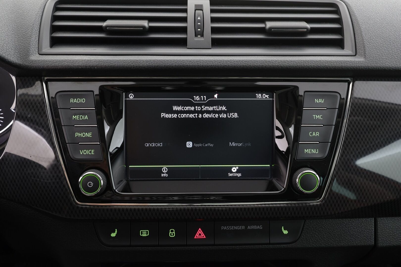 Skoda Fabia 2017 1,2 TSI 110 Monte Carlo DSG * Panorama / Vakkari / Navi / KeylessGo / Sporttipenkit / P.tutkat / Lohkolämmitin * - Suomi-auto / Juuri katsastettu! / Merkkihuollettu