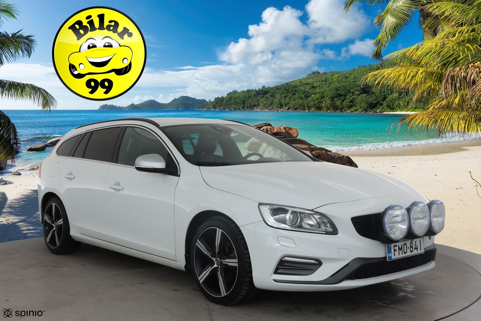 Volvo V60 2017 D4 AWD R-Design aut *Vakkari / Webasto / Koukku / Navi / Sporttipenkit / P.tutka / KeylessGo / Digimittaristo* - Suomi-auto / Kahdet renkaat aluvanteilla / Merkkihuollettu