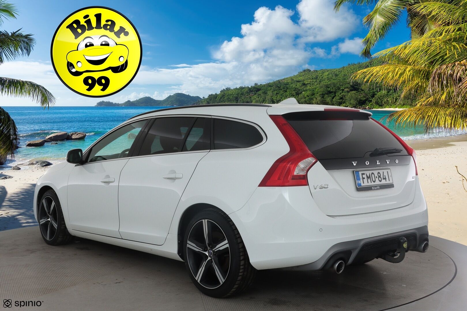 Volvo V60 2017 D4 AWD R-Design aut *Vakkari / Webasto / Koukku / Navi / Sporttipenkit / P.tutka / KeylessGo / Digimittaristo* - Suomi-auto / Kahdet renkaat aluvanteilla / Merkkihuollettu