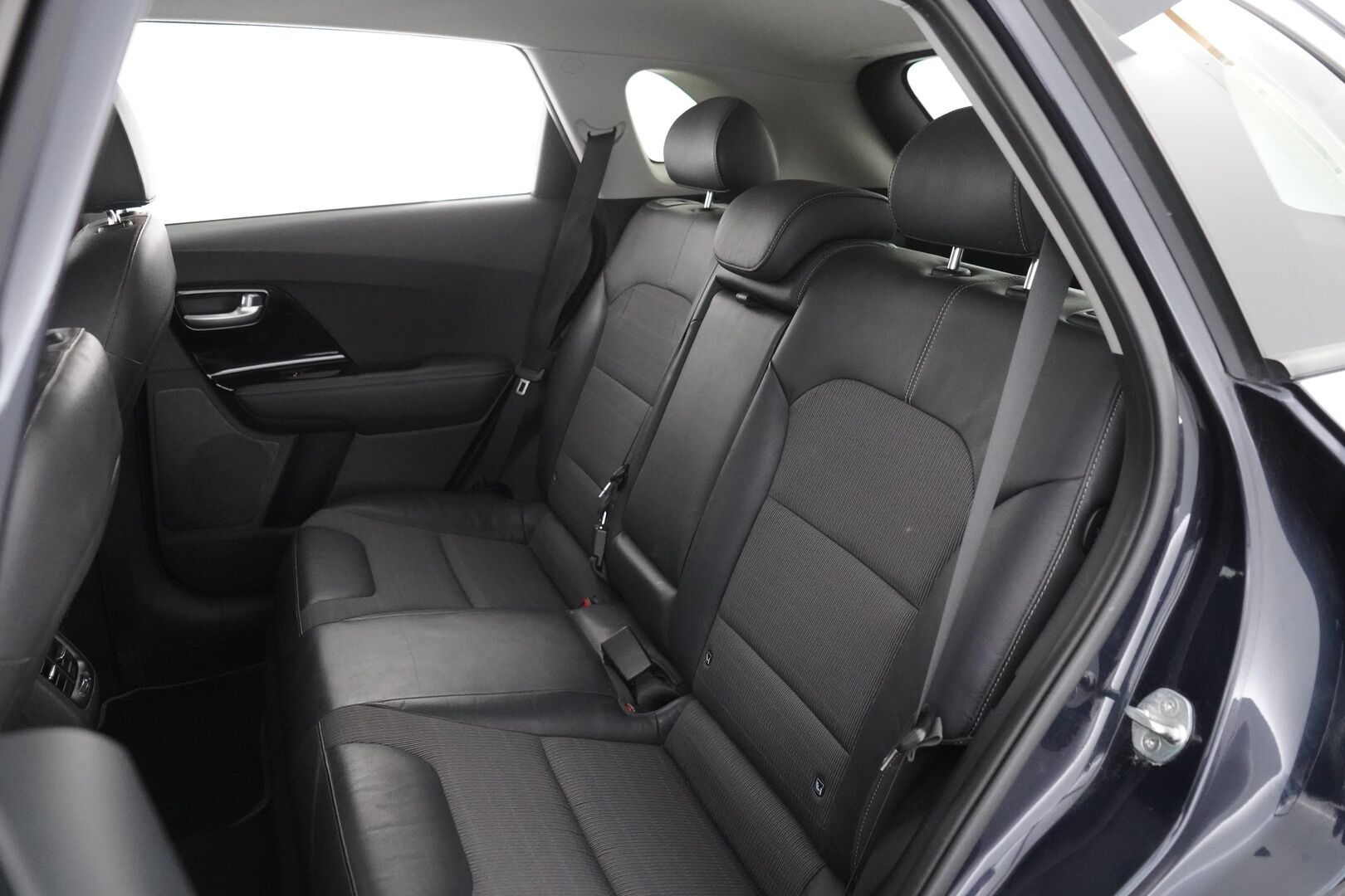 Kia Niro 2017 1,6 GDI Hybrid EX DCT - Vakkari | Kamera | Ratinlämmitin | BT | Nav | Suomi-auto | Juuri huollettu