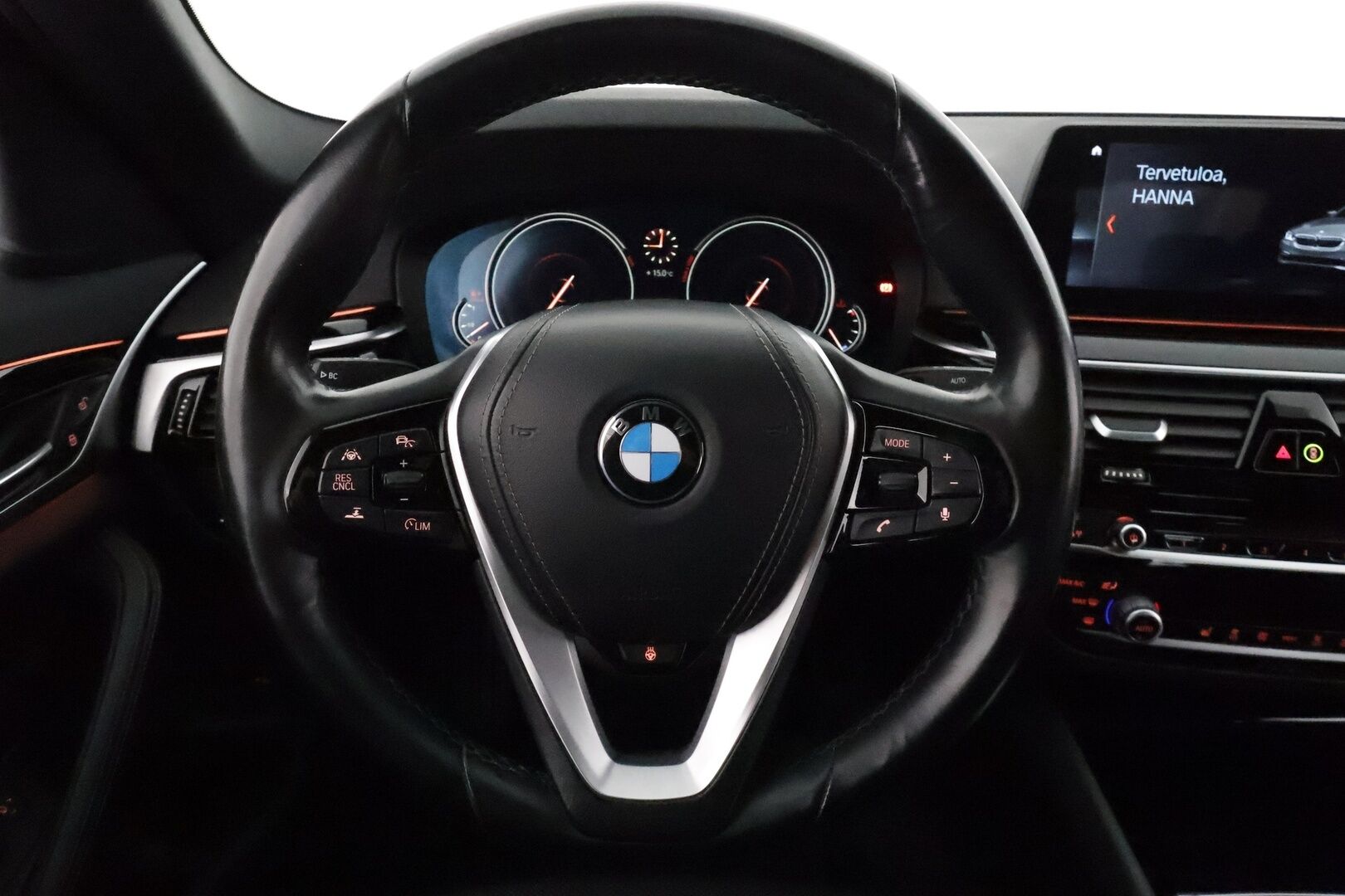 BMW 520 2017 G30 Sedan 520d A Business SportLine **ACC / HUD / 360° / Koukku / Adapt.LED / Digimittaristo / Navi / Lohkolämmitin** - Suomi-auto