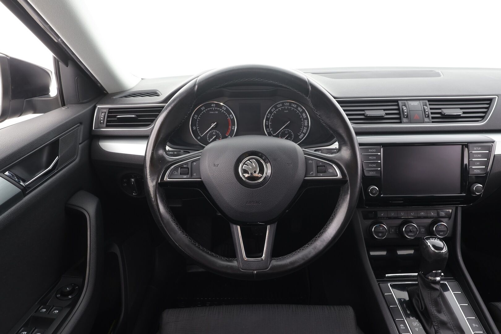 Skoda Superb 2017 Combi 1,8 TSI Edition DSG Autom. - | Vakkari | Webasto | Xenon | P.tutkat | Bluetooth | Suomi-auto | Kahdet Renkaat |