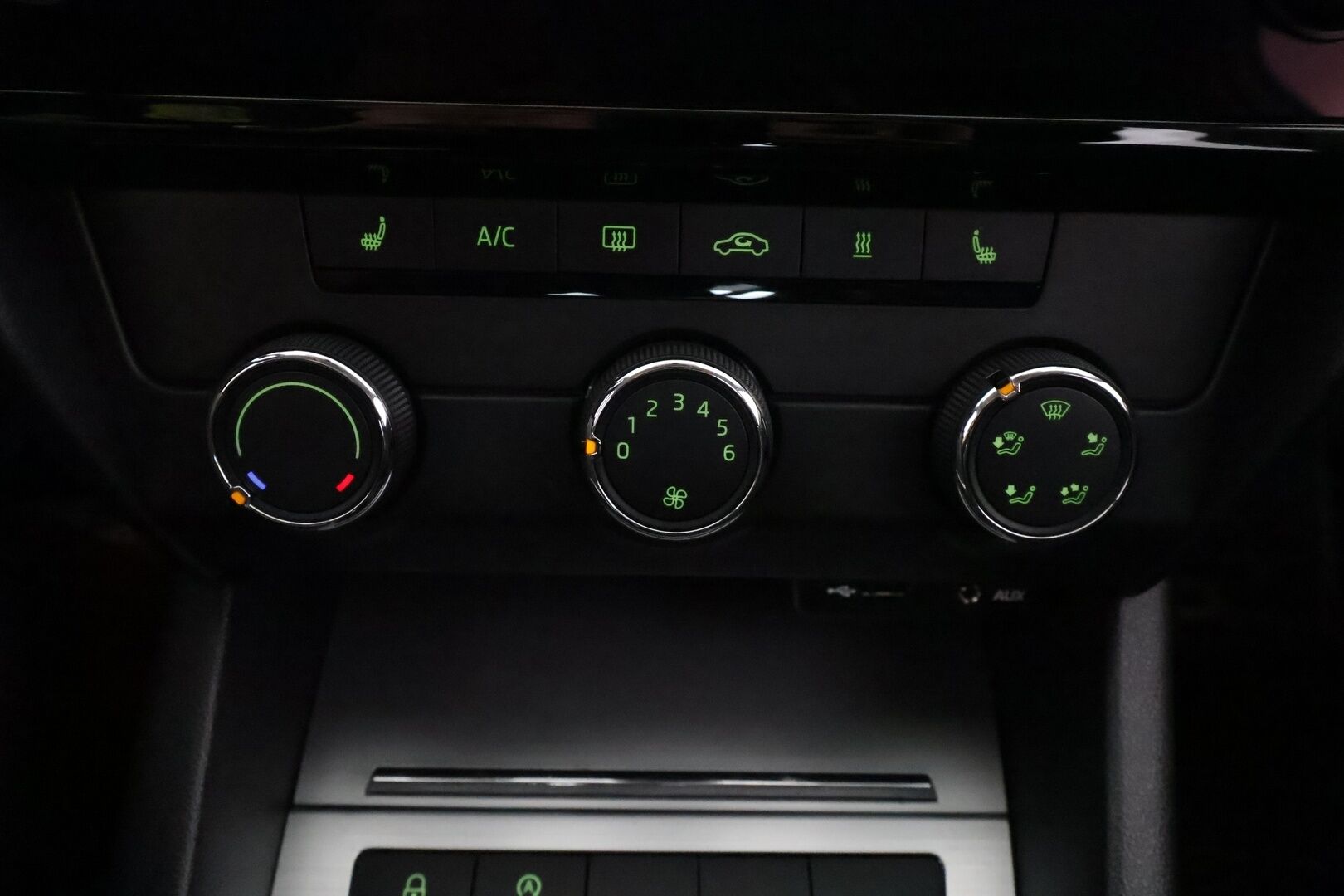 Skoda Octavia 2018 1,0 TSI Ambition** Webasto /  Apple&Android - 1-om Suomi-auto