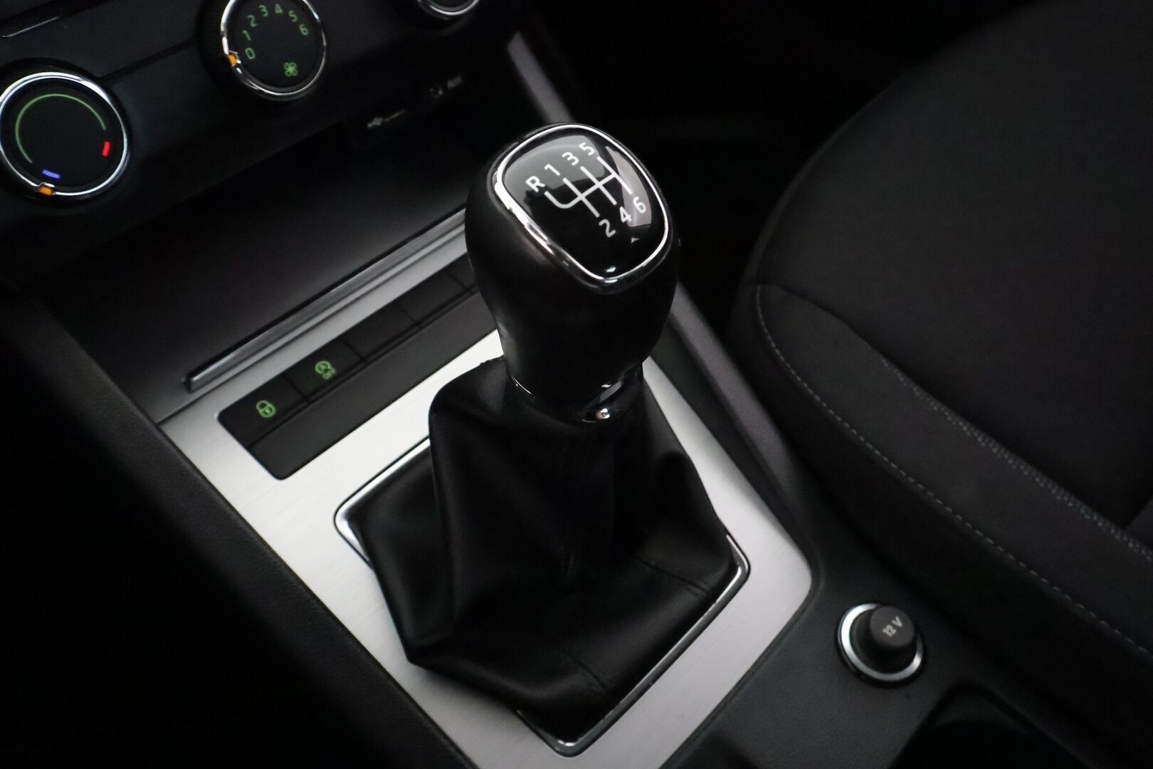 Skoda Octavia 2018 1,0 TSI Ambition** Webasto /  Apple&Android - 1-om Suomi-auto