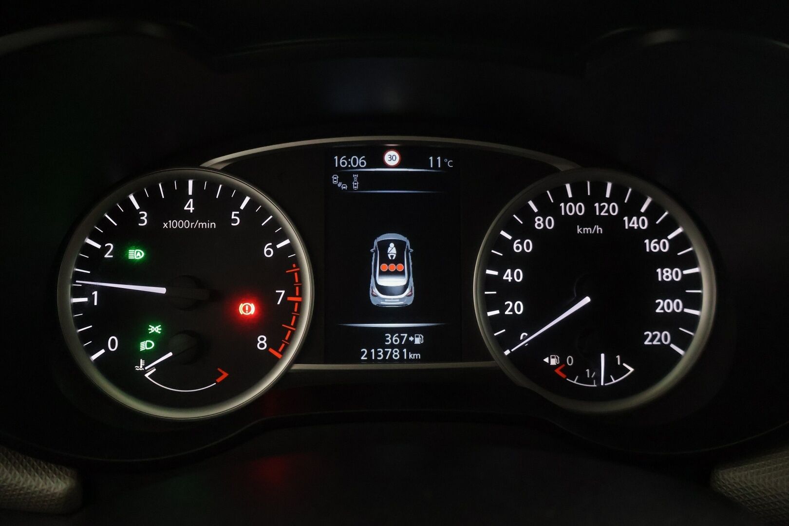 Nissan Micra 2018 IG-T 90 S/S N-Connecta 5M/T Tech pack - | 360 kamera | BOSE- audio | Avaimeton kulku ja käynnistys | Lohkolämmitin ja sisätilalämmitin | Vakionopeussäädin | Kaistavahti | Katveavustin | Navi |