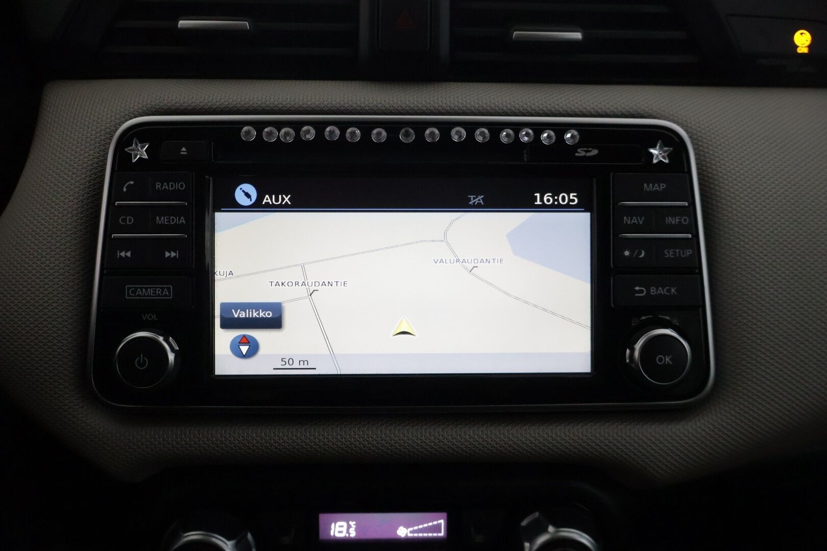 Nissan Micra 2018 IG-T 90 S/S N-Connecta 5M/T Tech pack - | 360 kamera | BOSE- audio | Avaimeton kulku ja käynnistys | Lohkolämmitin ja sisätilalämmitin | Vakionopeussäädin | Kaistavahti | Katveavustin | Navi |