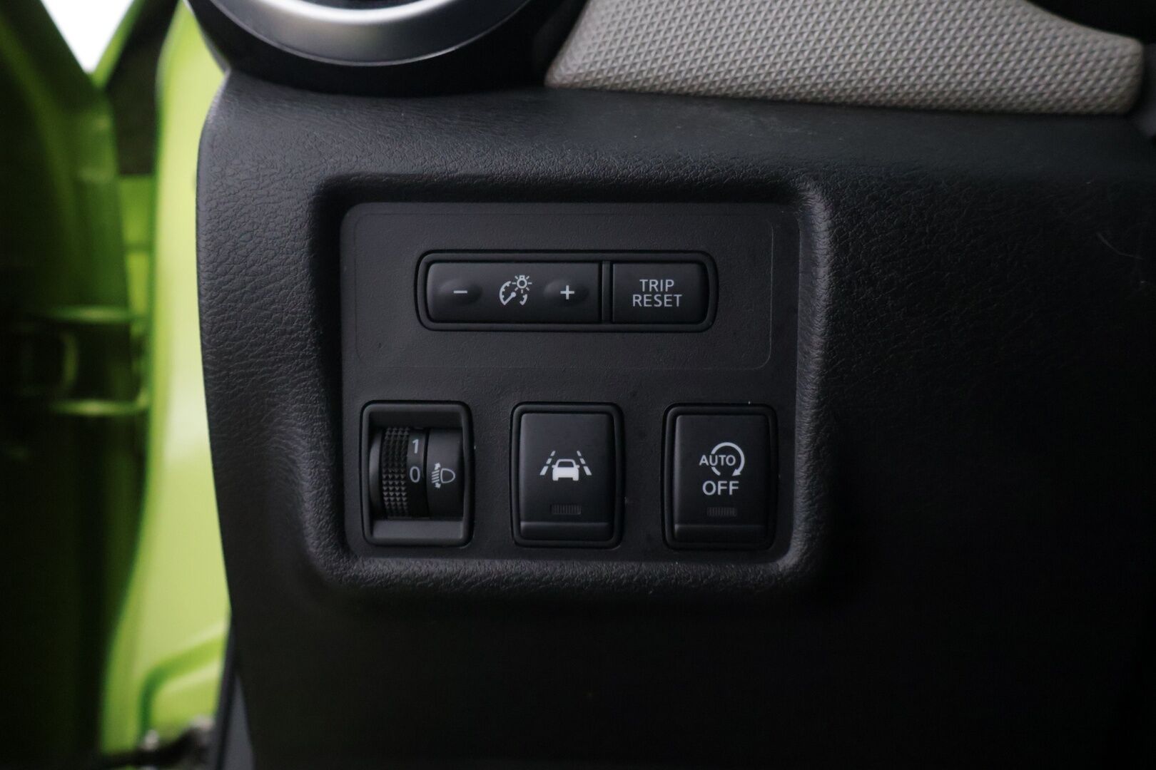 Nissan Micra 2018 IG-T 90 S/S N-Connecta 5M/T Tech pack - | 360 kamera | BOSE- audio | Avaimeton kulku ja käynnistys | Lohkolämmitin ja sisätilalämmitin | Vakionopeussäädin | Kaistavahti | Katveavustin | Navi |