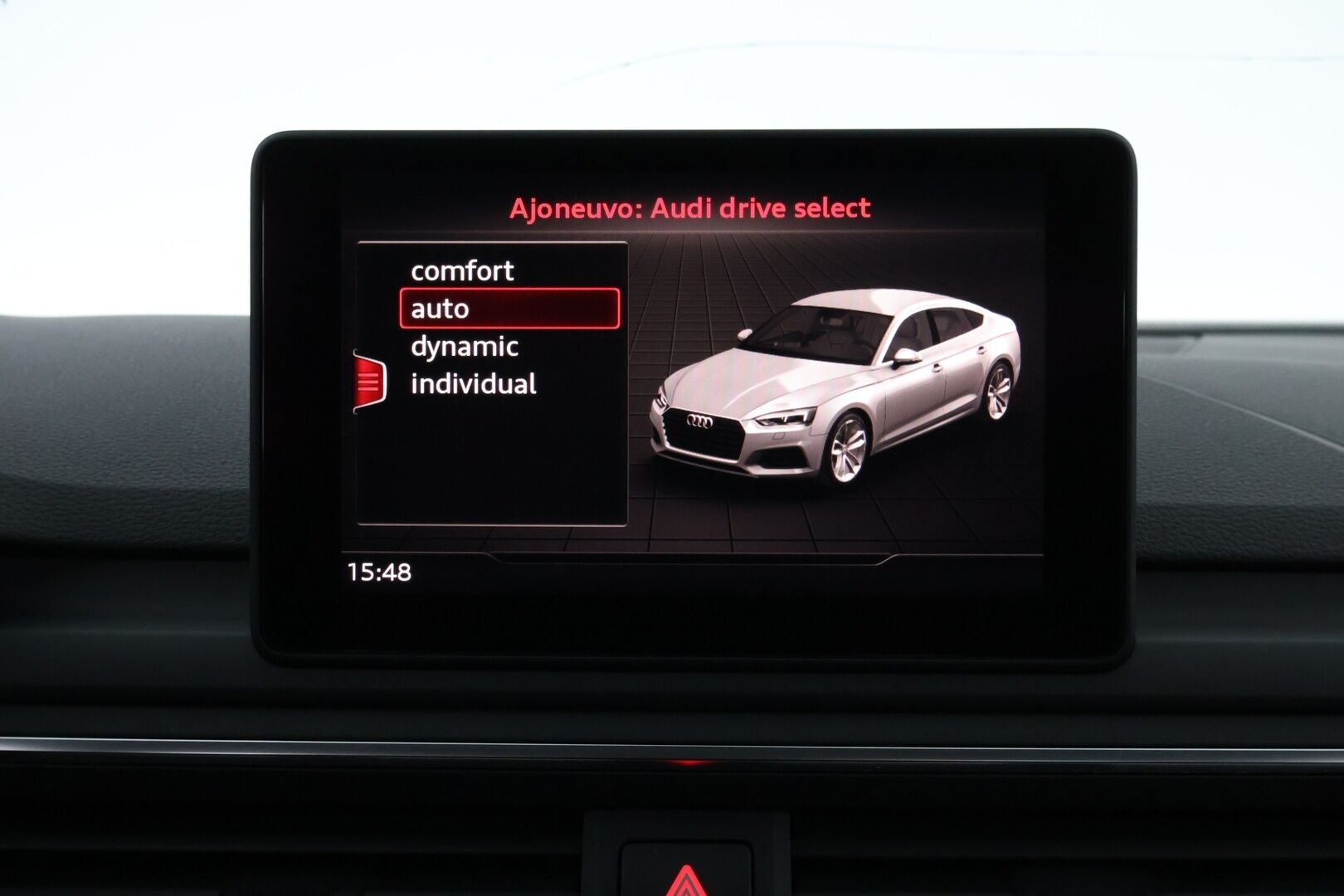 Audi A5 2018 Sportback Business Sport Comfort Edition 1,4 TFSI * Webasto / Matrix LED / Audi Sound System / Vetokoukku / Peruutustutkat - Suomiauto / 2x Renkaat Alkuperäisvantein / Jakopää hiljattain tehty!