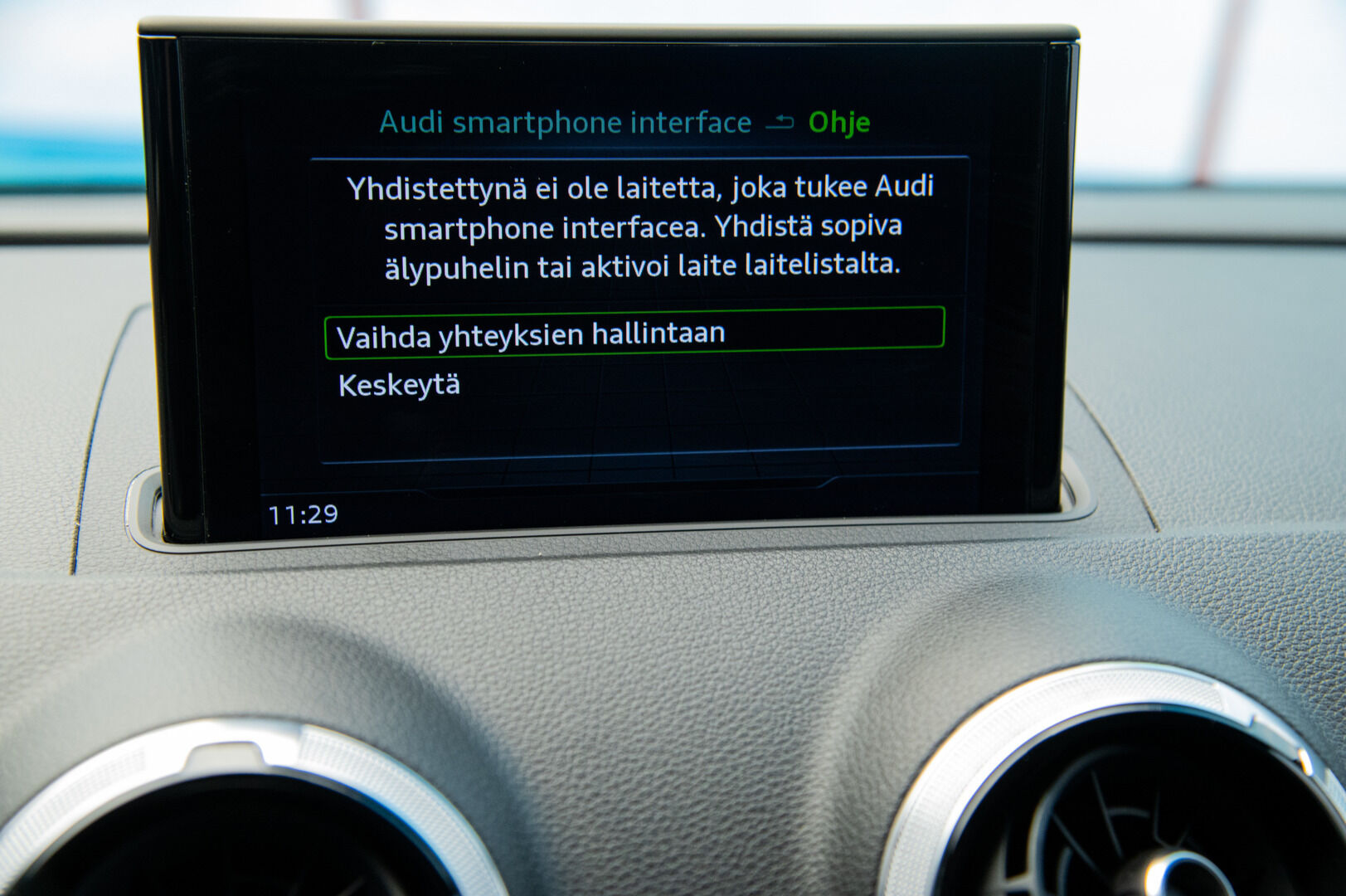 Audi A3 2018 Sportback Pro Business Sport Edition 2,0 TFSI 140 kW quattro S tronic / Adapt.vakkari / P-tutkat / Sport-penkit - 2 x renkaat / seuraava katsastus 01/27 / Hyvä huoltohistoria - HULLUT AVAJAISHULINAT KORKOTARJOUS 3,29 %