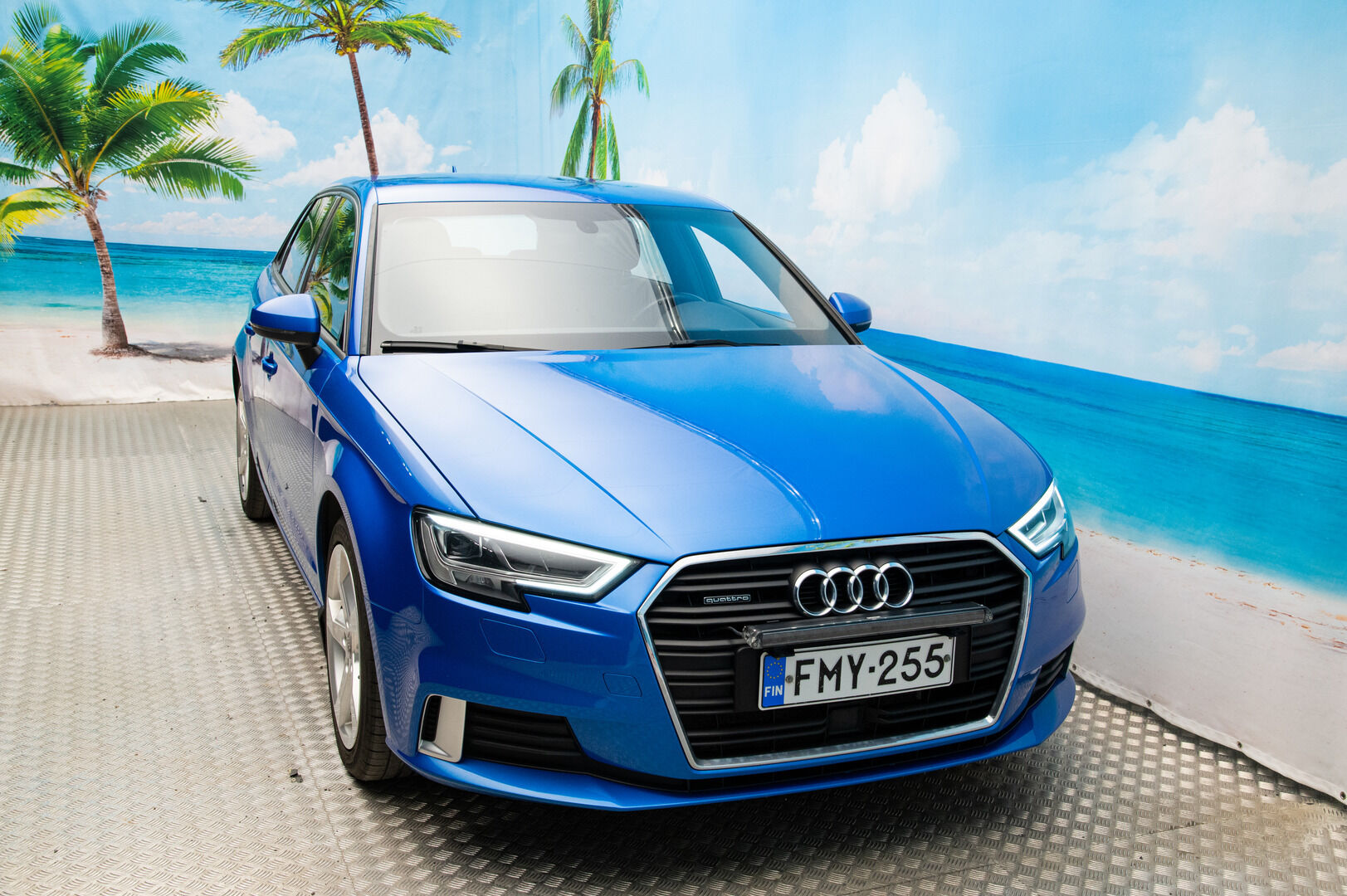 Audi A3 2018 Sportback Pro Business Sport Edition 2,0 TFSI 140 kW quattro S tronic / Adapt.vakkari / P-tutkat / Sport-penkit - 2 x renkaat / seuraava katsastus 01/27 / Hyvä huoltohistoria - HULLUT AVAJAISHULINAT KORKOTARJOUS 3,29 %