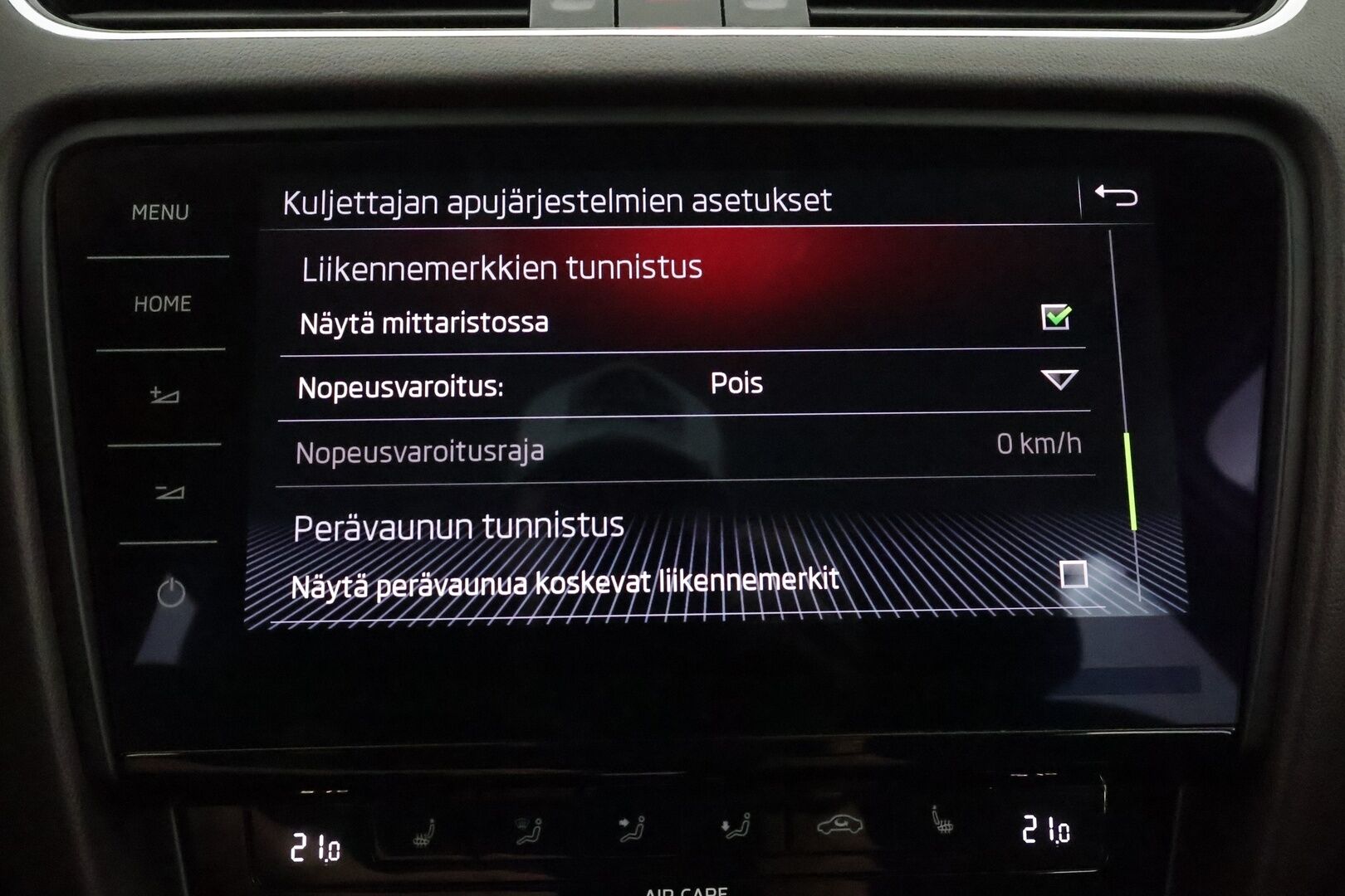 Skoda Octavia 2018 Combi 1,8 TSI L&K DSG. ** Webasto / Koukku / Adapt.Vakkari / Muistipenkki / P.Kamera / LED-valot / Canton / Navi ** - Suomi-auto / Kahdet Renkaat