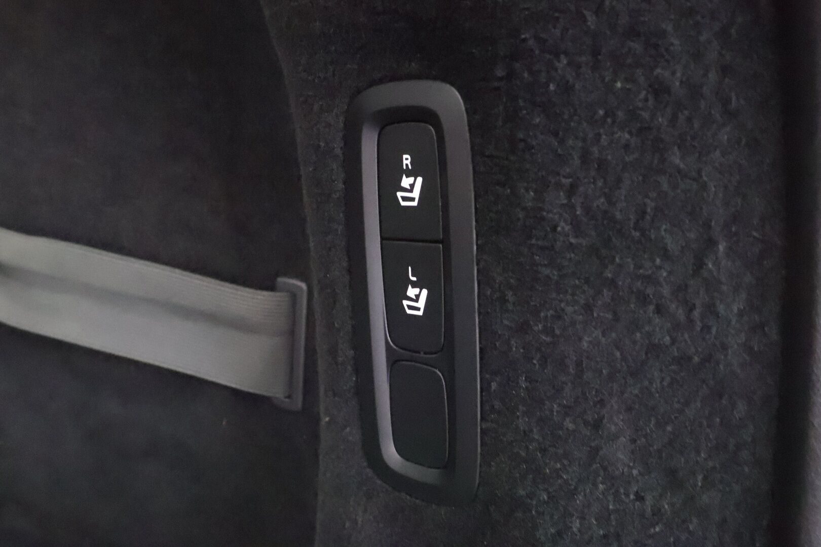 Volvo V90 2018 T8 AWD Business Inscription aut * Polestar /  Pilot Assist / Webasto / Muistipenkki / Full LED / P.Kamera / Sporttinahat * - Kahdet Renkaat / 2x Lataus / Suomi-auto - HULLUT AVAJAISHULINAT KORKOTARJOUS 3,29 %