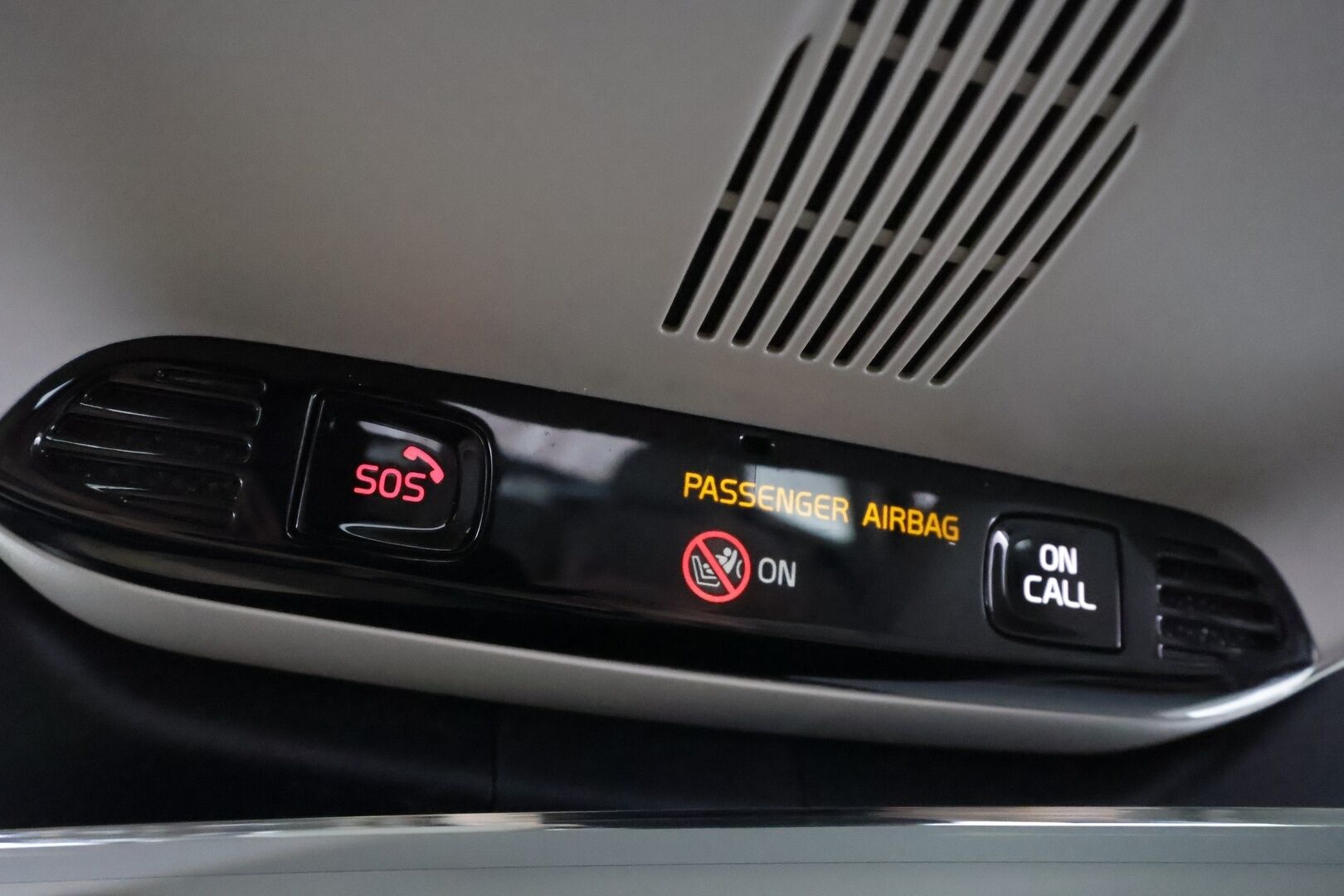 Volvo V90 2019 T8 AWD Business Inscription aut * Pilot Assist / Webasto / Muistipenkki / LED / P.Kamera / Sporttinahat * - Kahdet Renkaat / 2x Lataus / Suomi-auto