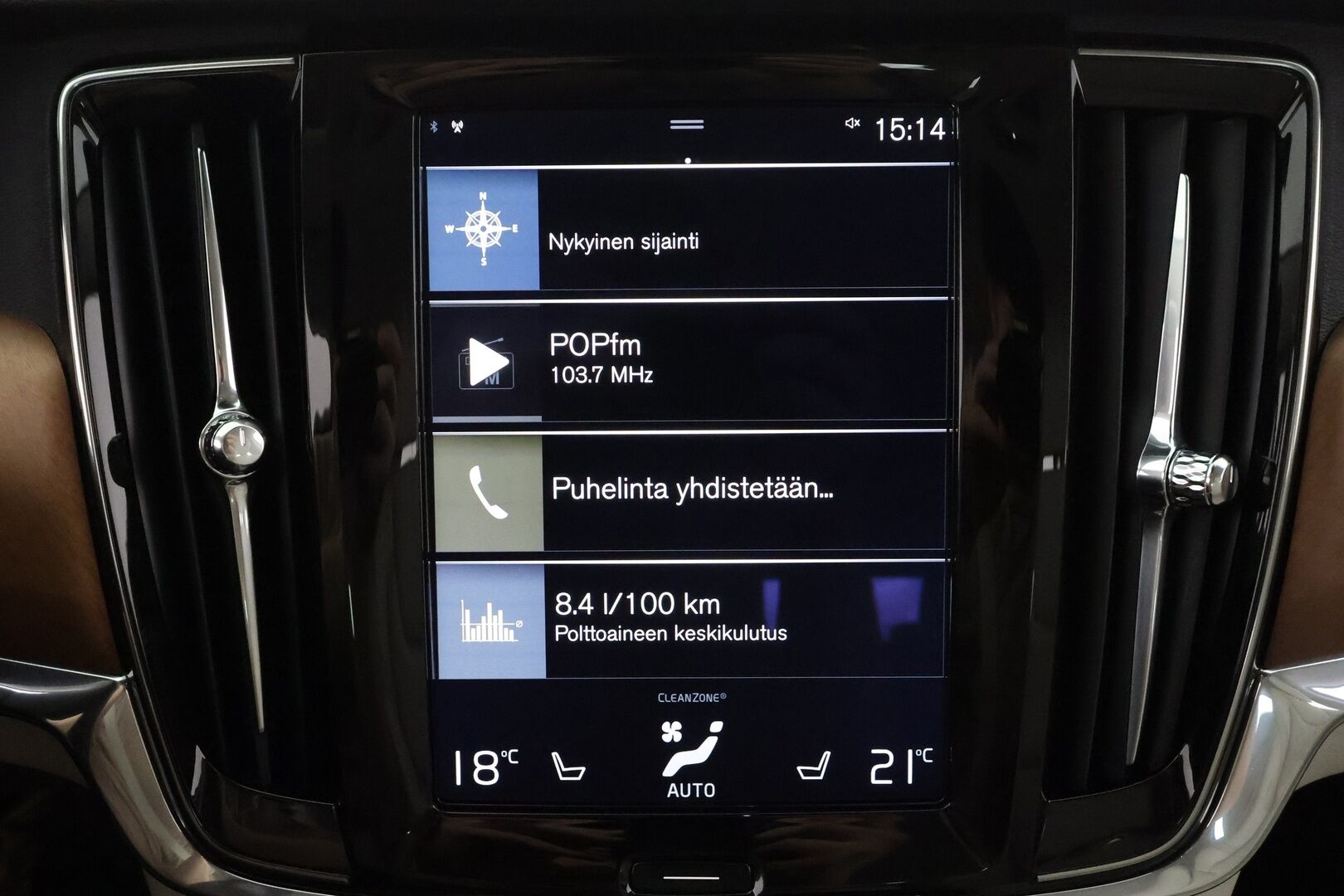 Volvo V90 2018 T8 AWD Business Inscription aut * Polestar /  Pilot Assist / Webasto / Muistipenkki / Full LED / P.Kamera / Sporttinahat * - Kahdet Renkaat / 2x Lataus / Suomi-auto