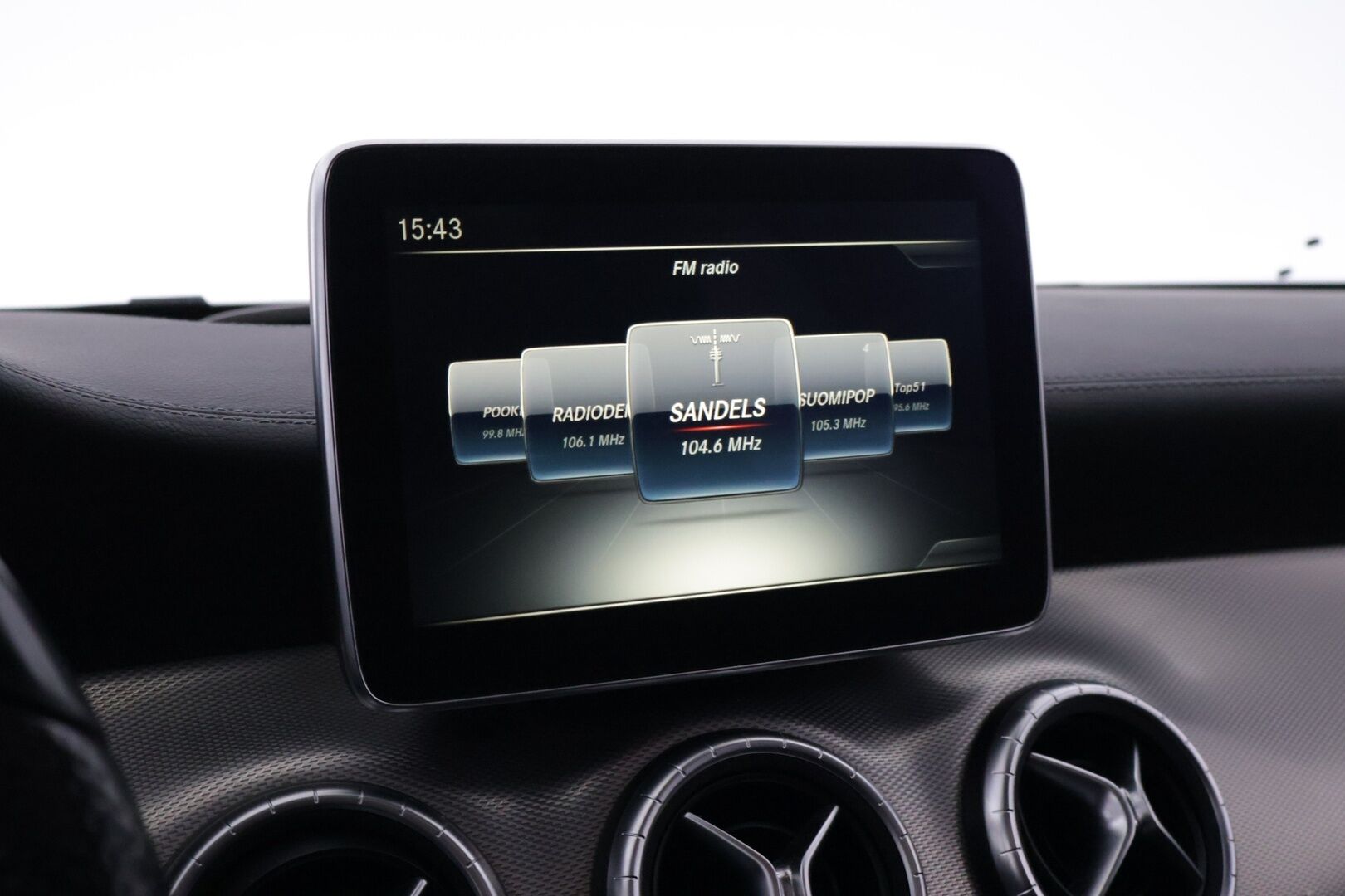 Mercedes-Benz CLA 2016 220 d 4MATIC Shooting Brake AMG - | Harman/Kardon | Lohko+S.Lämmitin | Muistipenkit | Panorama | Nahkasisusta |