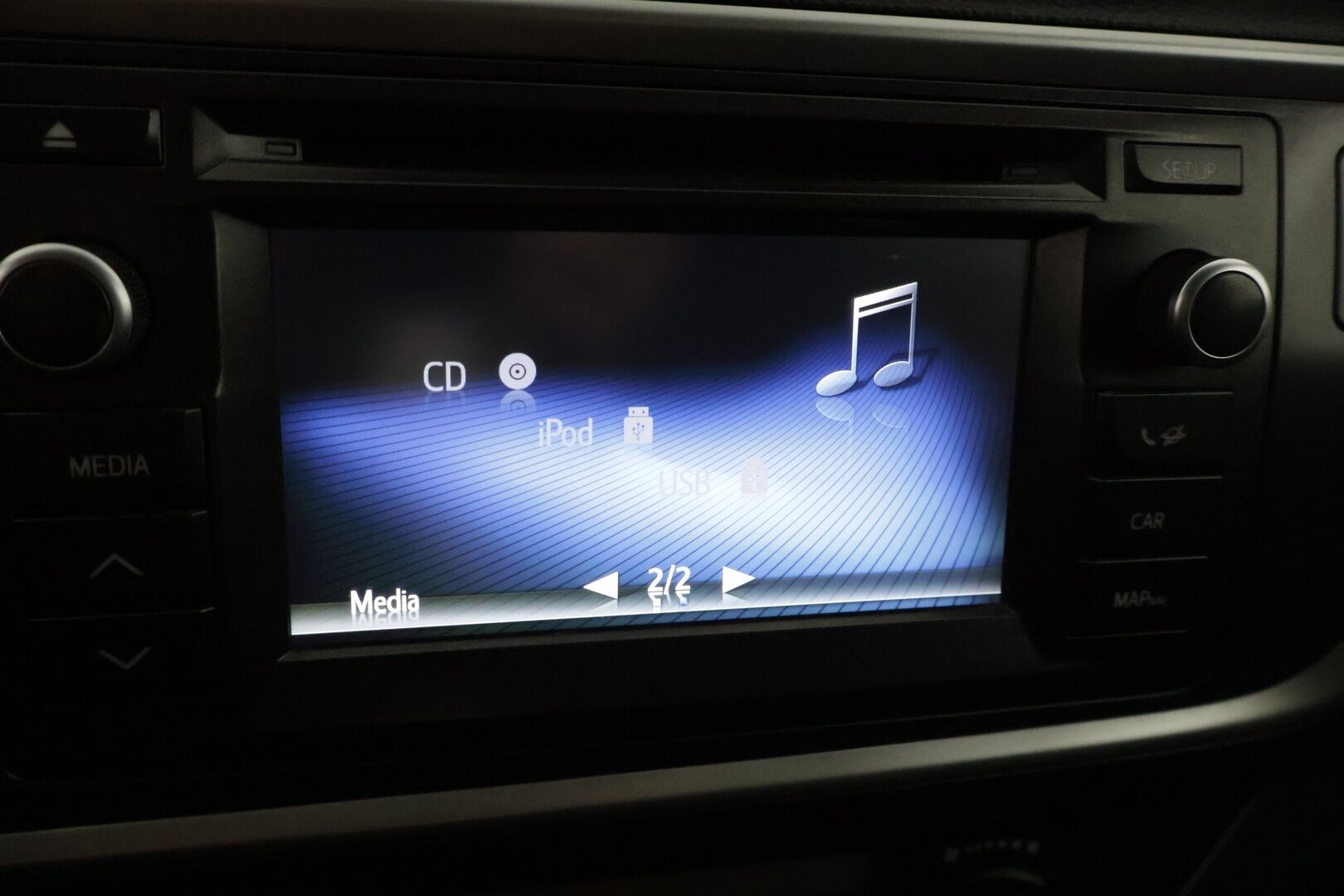 Toyota Auris 2015 TOYOTA AURIS *Peruutuskamera / Penkinlämmittimet / Vakionopeudensäädin / 2x Renkaat - Bluetooth / Monitoimiohjauspyörä / Tummennetut takaikkunat / Keskuslukitus kaukosäätöinen 