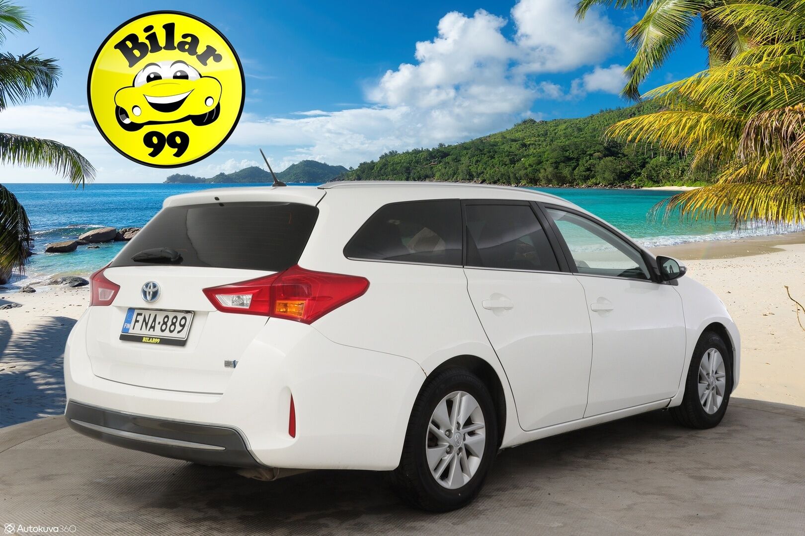 Toyota Auris 2015 TOYOTA AURIS *Peruutuskamera / Penkinlämmittimet / Vakionopeudensäädin / 2x Renkaat - Bluetooth / Monitoimiohjauspyörä / Tummennetut takaikkunat / Keskuslukitus kaukosäätöinen 