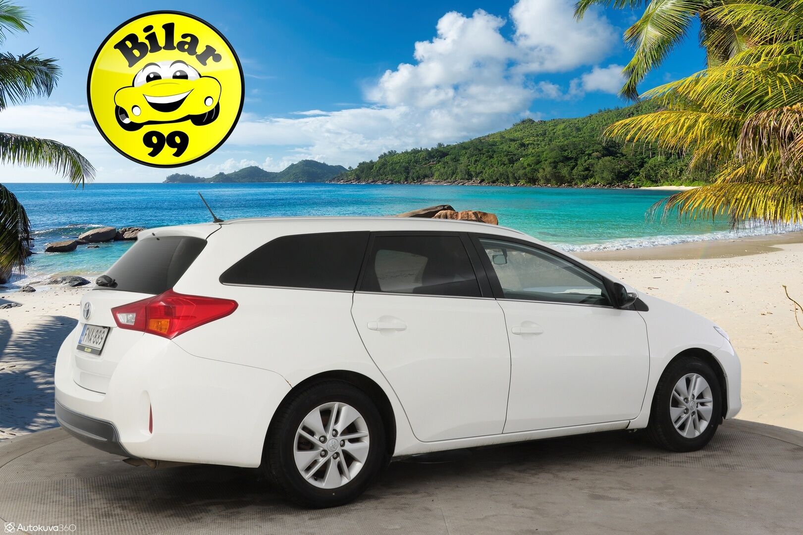 Toyota Auris 2015 TOYOTA AURIS *Peruutuskamera / Penkinlämmittimet / Vakionopeudensäädin / 2x Renkaat - Bluetooth / Monitoimiohjauspyörä / Tummennetut takaikkunat / Keskuslukitus kaukosäätöinen 