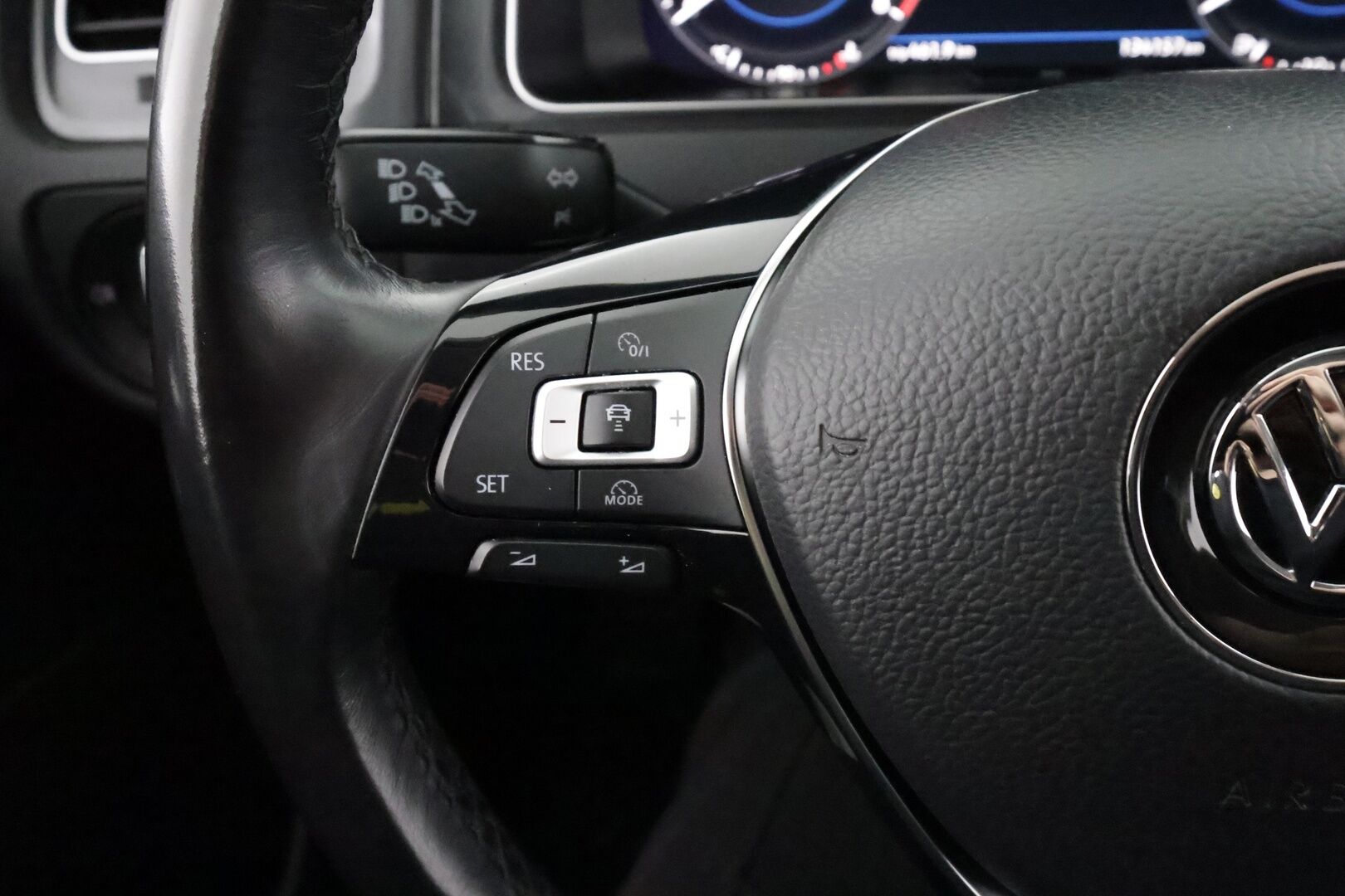 Volkswagen Golf 2018 Comfortline 1,5 TSI EVO 96 kW (130 hv) BLUEMOTION DSG-automaatti - | ACC | Webasto | LED | P.Kamera | Digimittaristo | Kahdet Renkaat |
