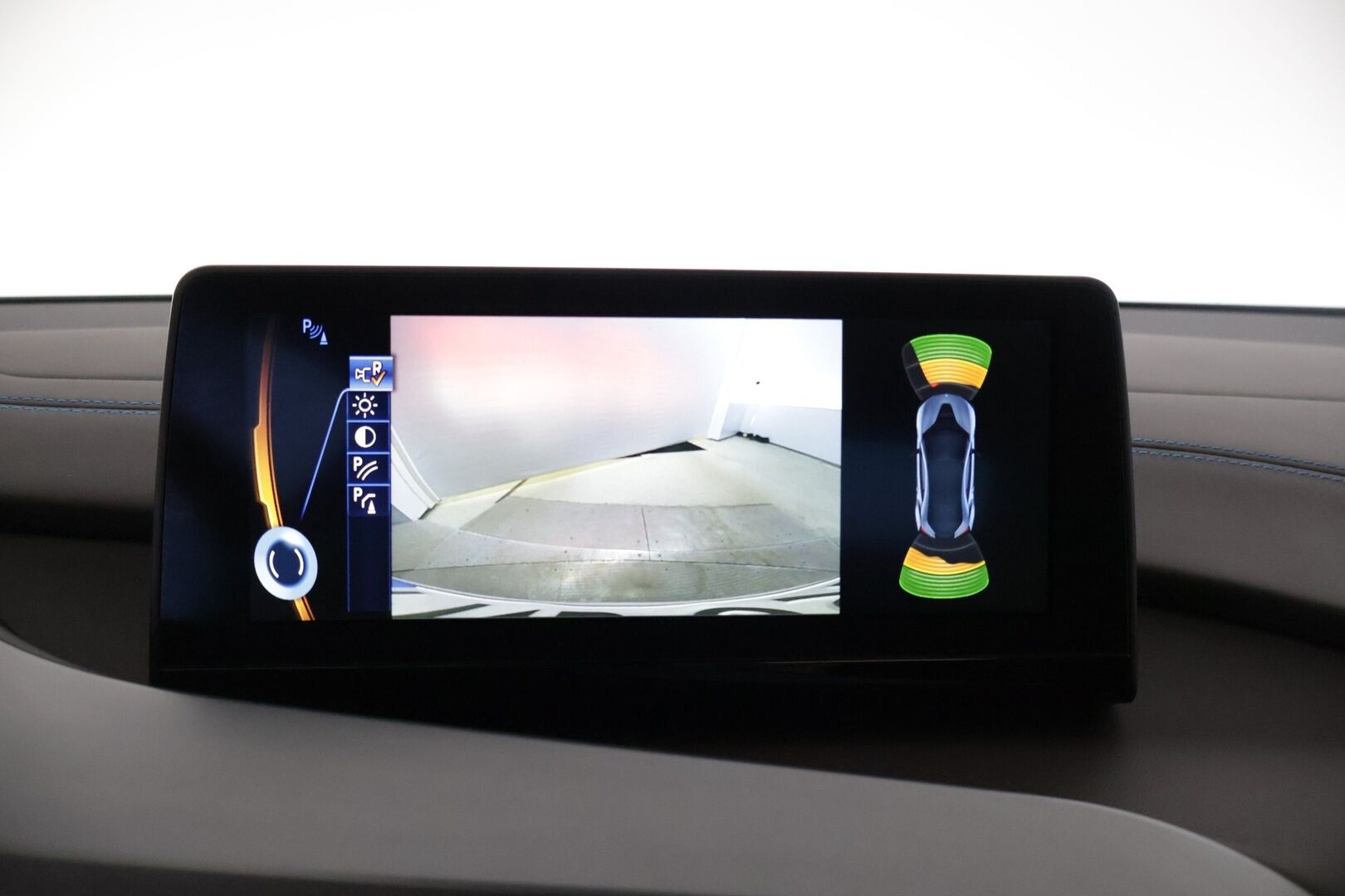 BMW i8 2018 Business Exclusive *Laser-Ajovalot / Harman&Kardon / HUD / 360-Kamera * - *Todella siisti Suomi-Auto! Jos etsit i8, niin tästä paremmaksi yksilö ei muutu!  *