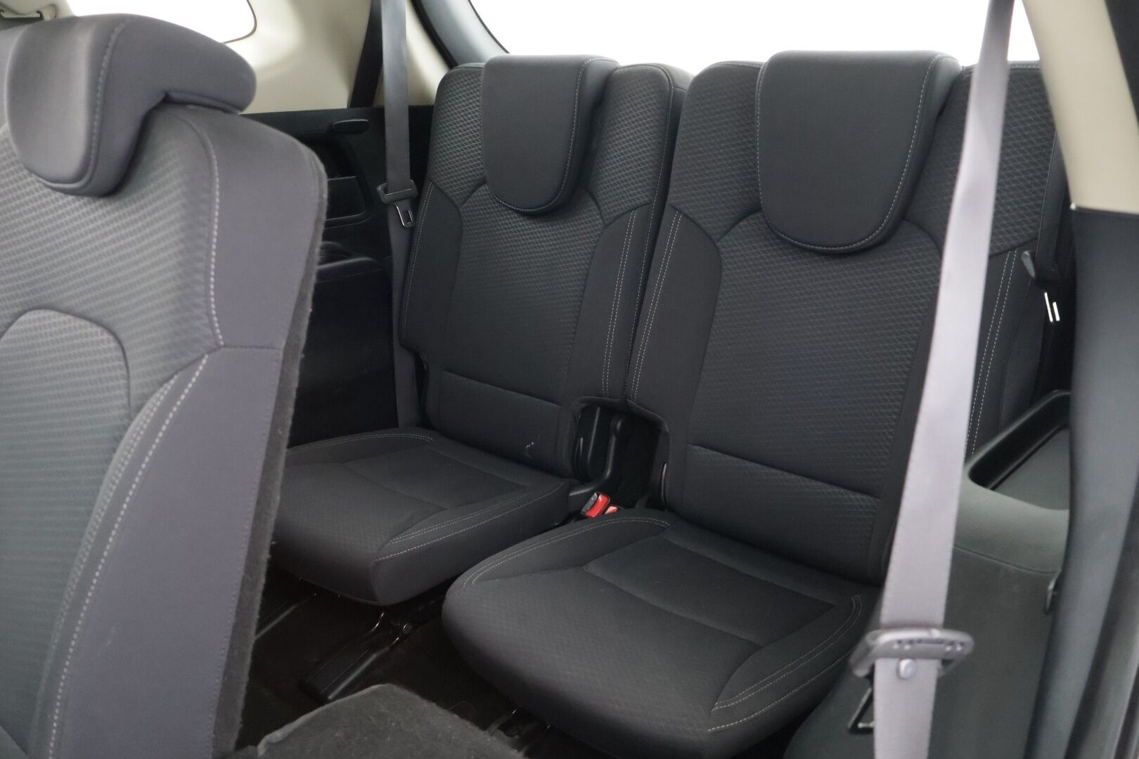 Kia Carens 2018 1,6 ISG LX EcoDynamics 7P - Vetokoukku | Vakkari | Tutka | Lohkolämmitin | Juuri huollettu | Kahdet renkaat | Loisto valinta 7-paikkaiselle - KORKO VAIN 3,99 %