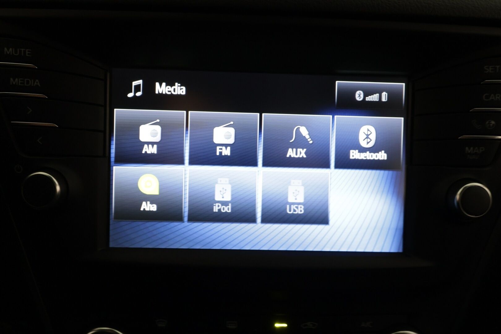 Toyota Avensis 2018 1,8 Valvematic Active Edition Touring Sports Multidrive S / Vakkari / Peruutuskamera / Lohkolämmitin / TULOSSA //