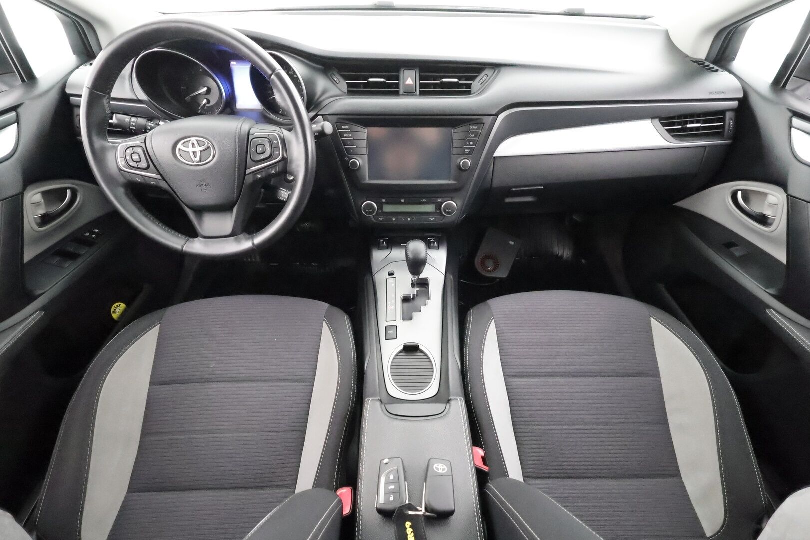 Toyota Avensis 2018 1,8 Valvematic Active Edition Touring Sports Multidrive S / Vakkari / Peruutuskamera / Lohkolämmitin / TULOSSA //