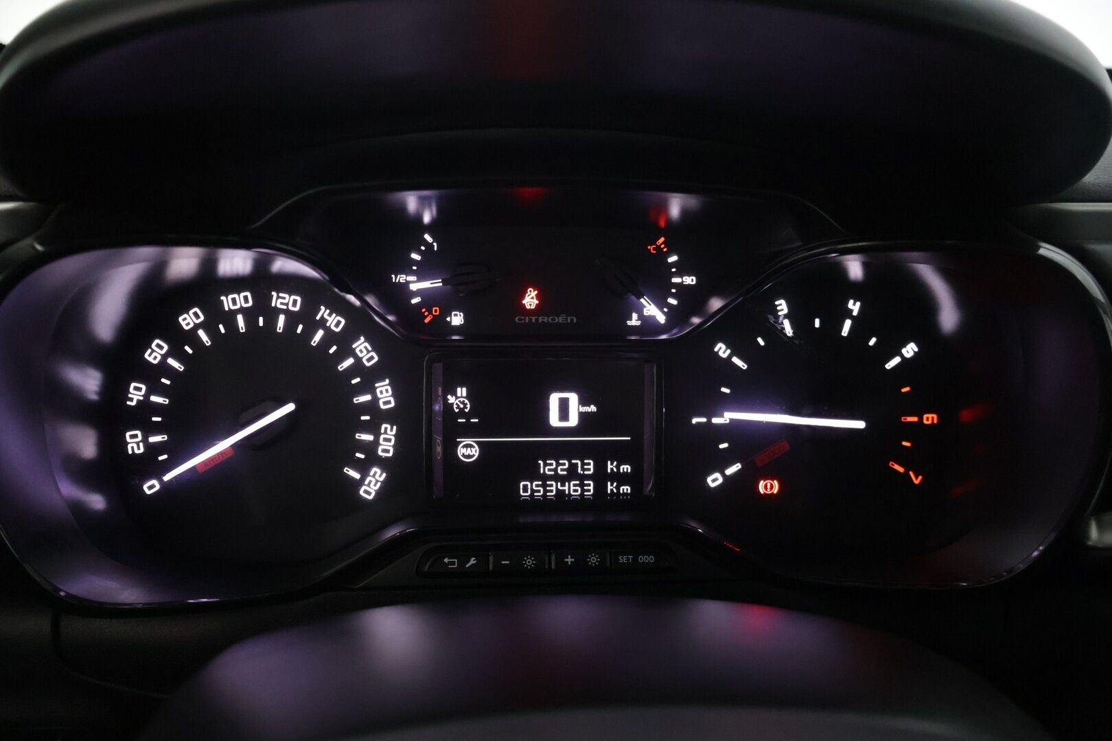 Citroen C3 2018 PureTech 82 Feel - | 1-om. Suomi-auto | Vakionopeudensäädin | Lane Assist | Bluetooth | LED | Kahdet Michelinin renkaat! | Jakohihna vaihdettu 47tkm kohdalla! |