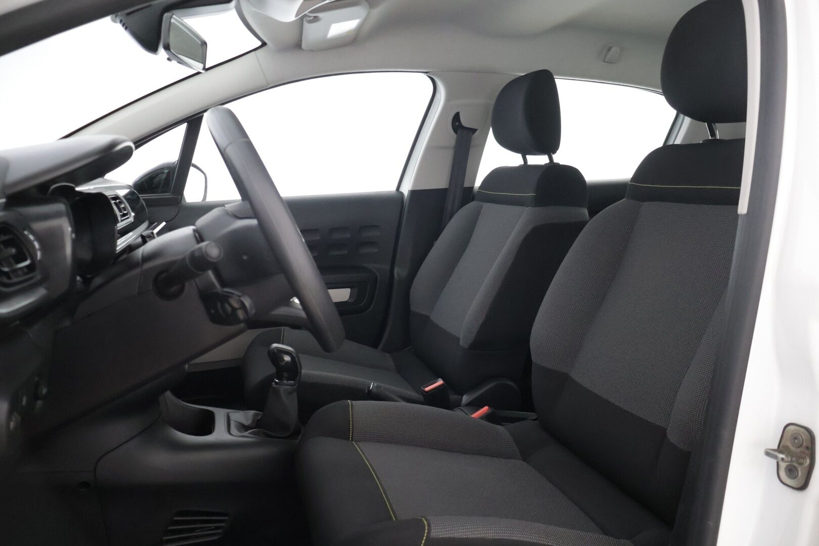 Citroen C3 2018 PureTech 82 Feel - | 1-om. Suomi-auto | Vakionopeudensäädin | Lane Assist | Bluetooth | LED | Kahdet Michelinin renkaat! | Jakohihna vaihdettu 47tkm kohdalla! |