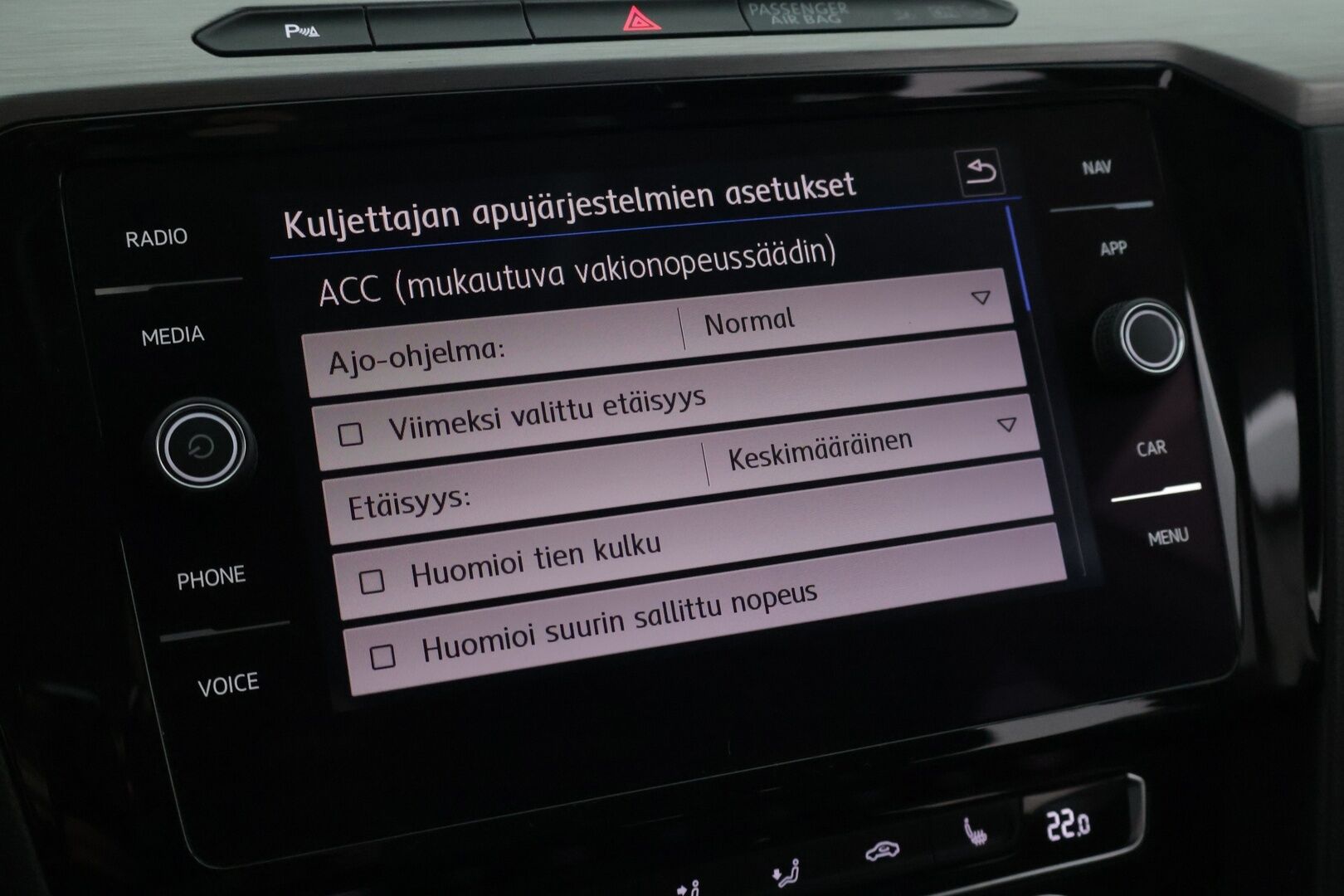 Volkswagen Arteon 2018 Arteon 1,5 TSI EVO 110 kW (150 hv) DSG-automaatti - ACC / Webasto / Keyless / Navi / ErgoComfort / CarPlay & Android Auto / Jakohihna 05/25