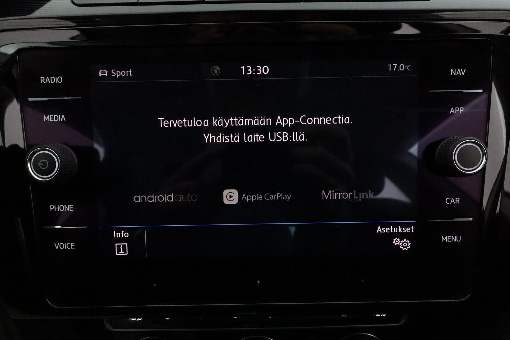 Volkswagen Arteon 2018 Elegance 1,5 TSI EVO 110 kW DSG **Webasto / Koukku / Adapt.Vakkari / Adapt.LED / P.Tutkat / Navi / Kaistavahti** - Suomi-auto / Kahdet Renkaat