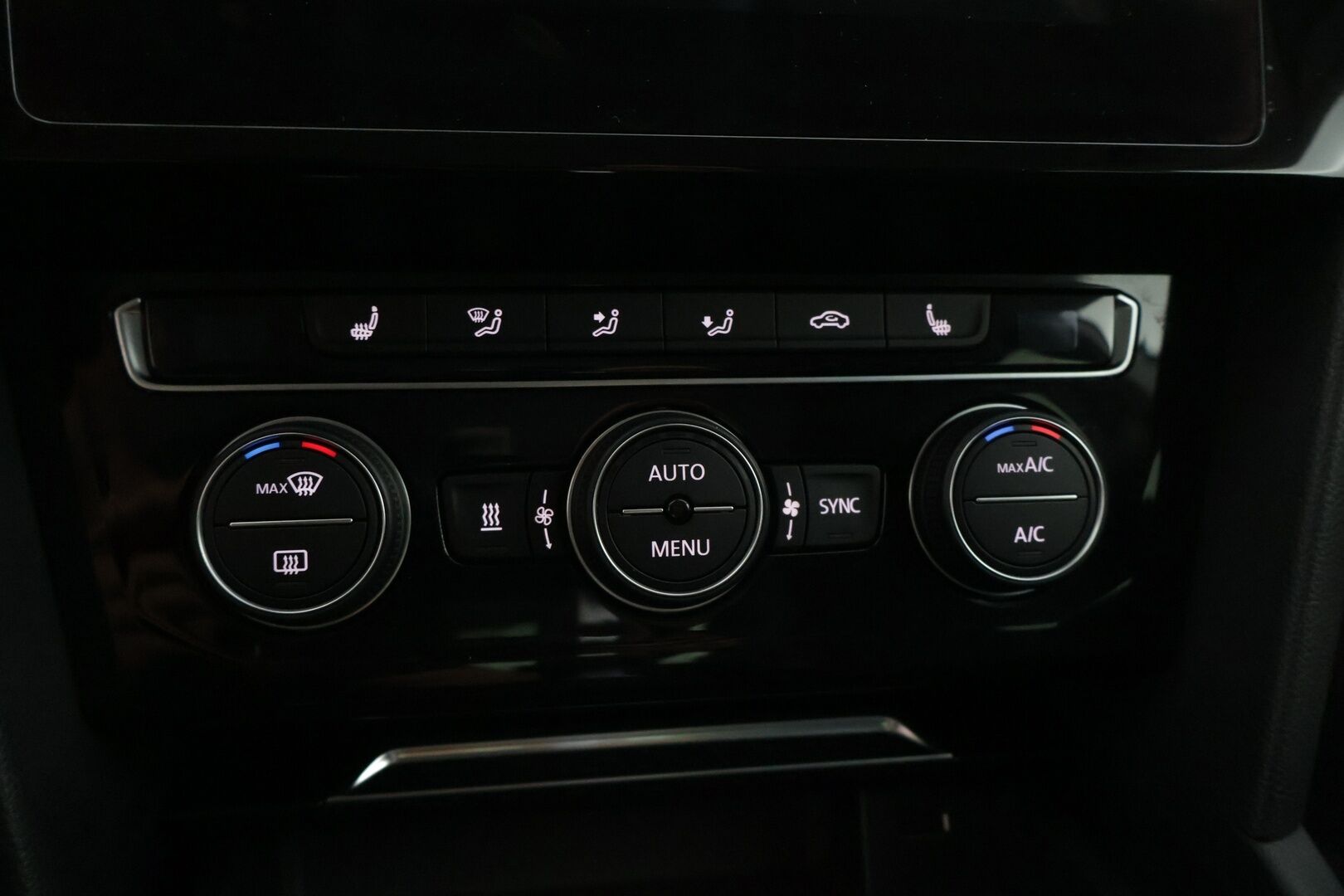 Volkswagen Arteon 2018 Elegance 1,5 TSI EVO 110 kW DSG **Webasto / Koukku / Adapt.Vakkari / Adapt.LED / P.Tutkat / Navi / Kaistavahti** - Suomi-auto / Kahdet Renkaat