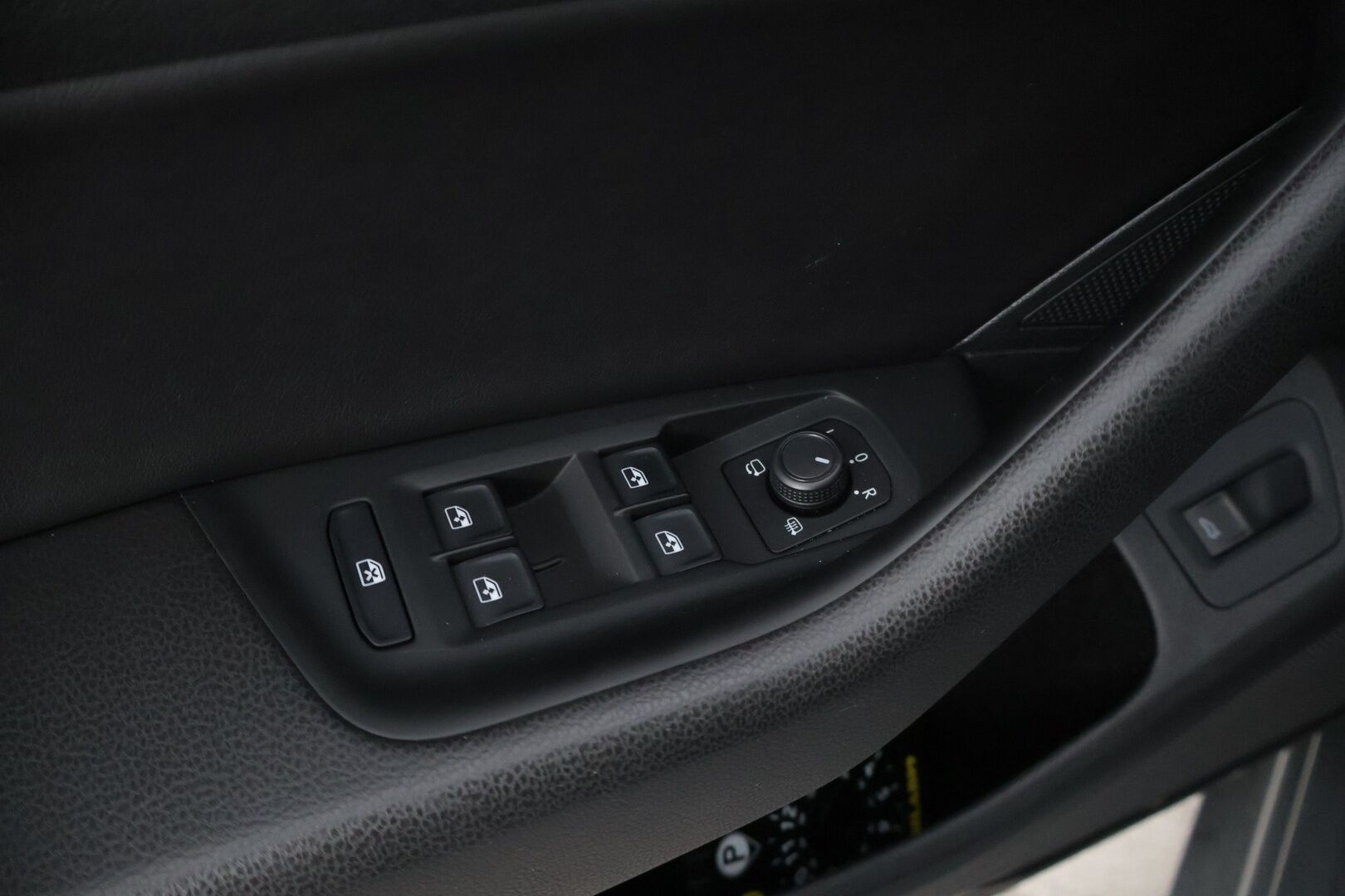 Volkswagen Arteon 2018 Elegance 1,5 TSI EVO 110 kW DSG **Webasto / Koukku / Adapt.Vakkari / Adapt.LED / P.Tutkat / Navi / Kaistavahti** - Suomi-auto / Kahdet Renkaat