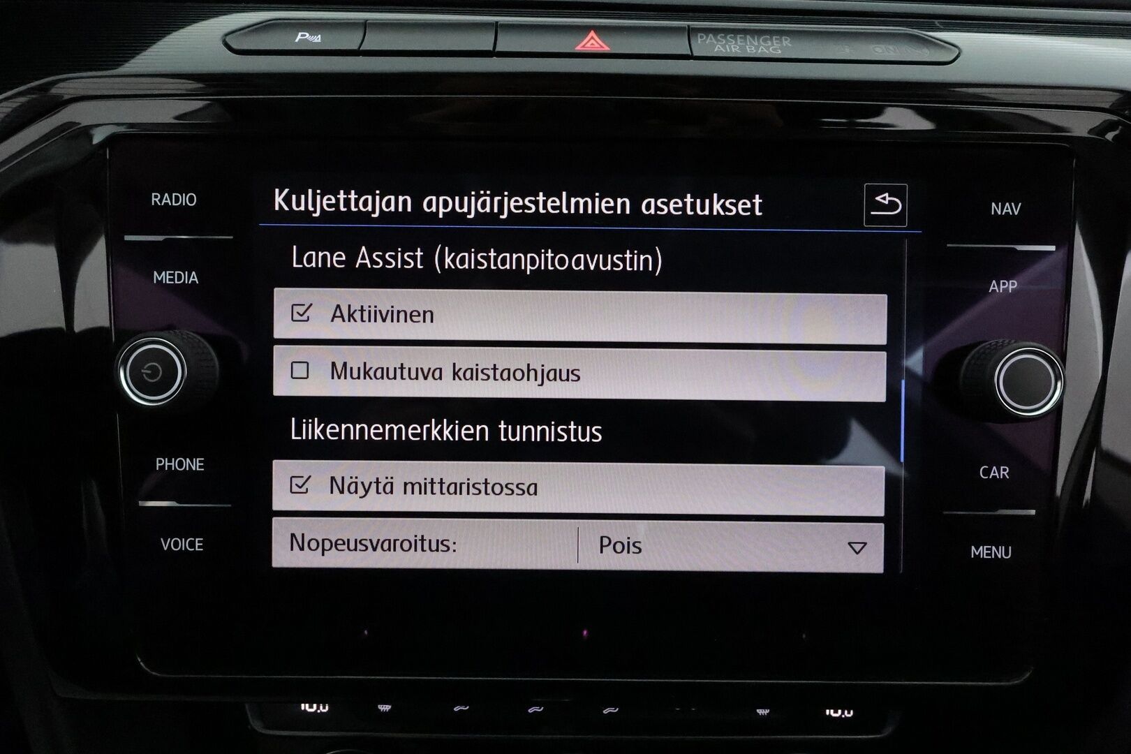 Volkswagen Arteon 2018 Elegance 1,5 TSI EVO 110 kW DSG **Webasto / Koukku / Adapt.Vakkari / Adapt.LED / P.Tutkat / Navi / Kaistavahti** - Suomi-auto / Kahdet Renkaat