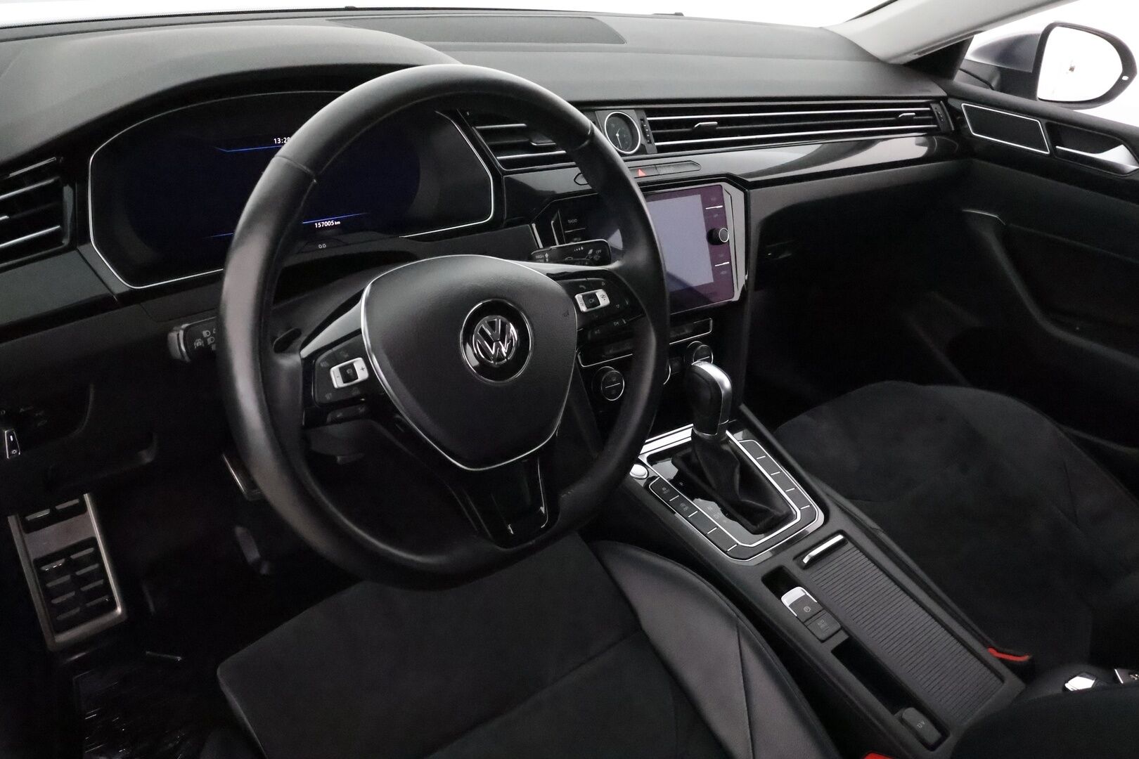 Volkswagen Arteon 2018 Elegance 1,5 TSI EVO 110 kW DSG **Webasto / Koukku / Adapt.Vakkari / Adapt.LED / P.Tutkat / Navi / Kaistavahti** - Suomi-auto / Kahdet Renkaat