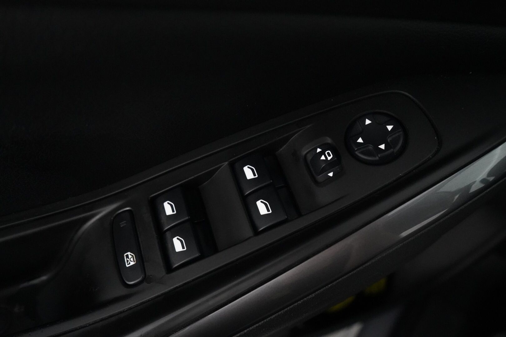 Opel Grandland X 2018 MYYDÄÄN HUUTOKAUPAT.COM