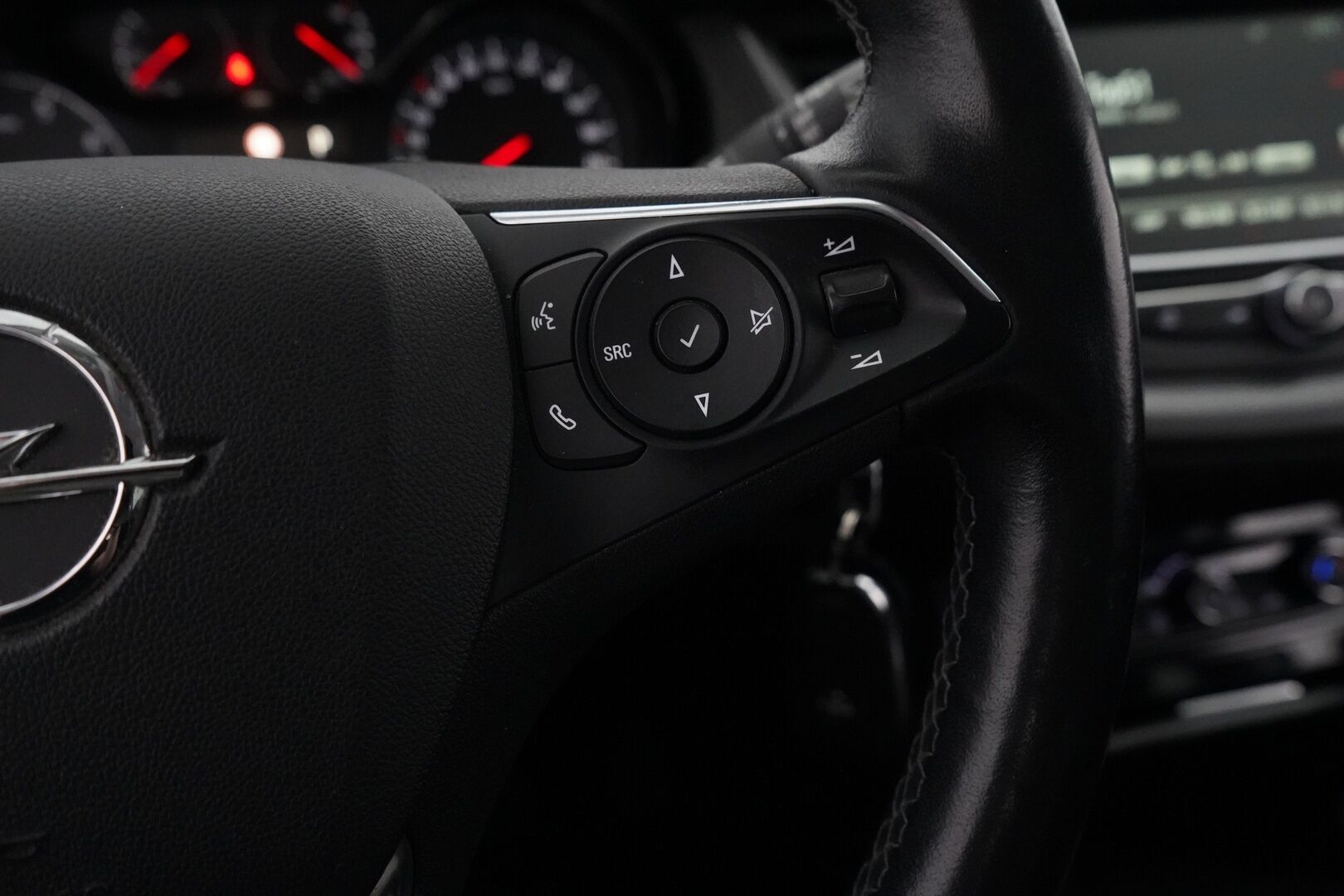 Opel Grandland X 2018 MYYDÄÄN HUUTOKAUPAT.COM