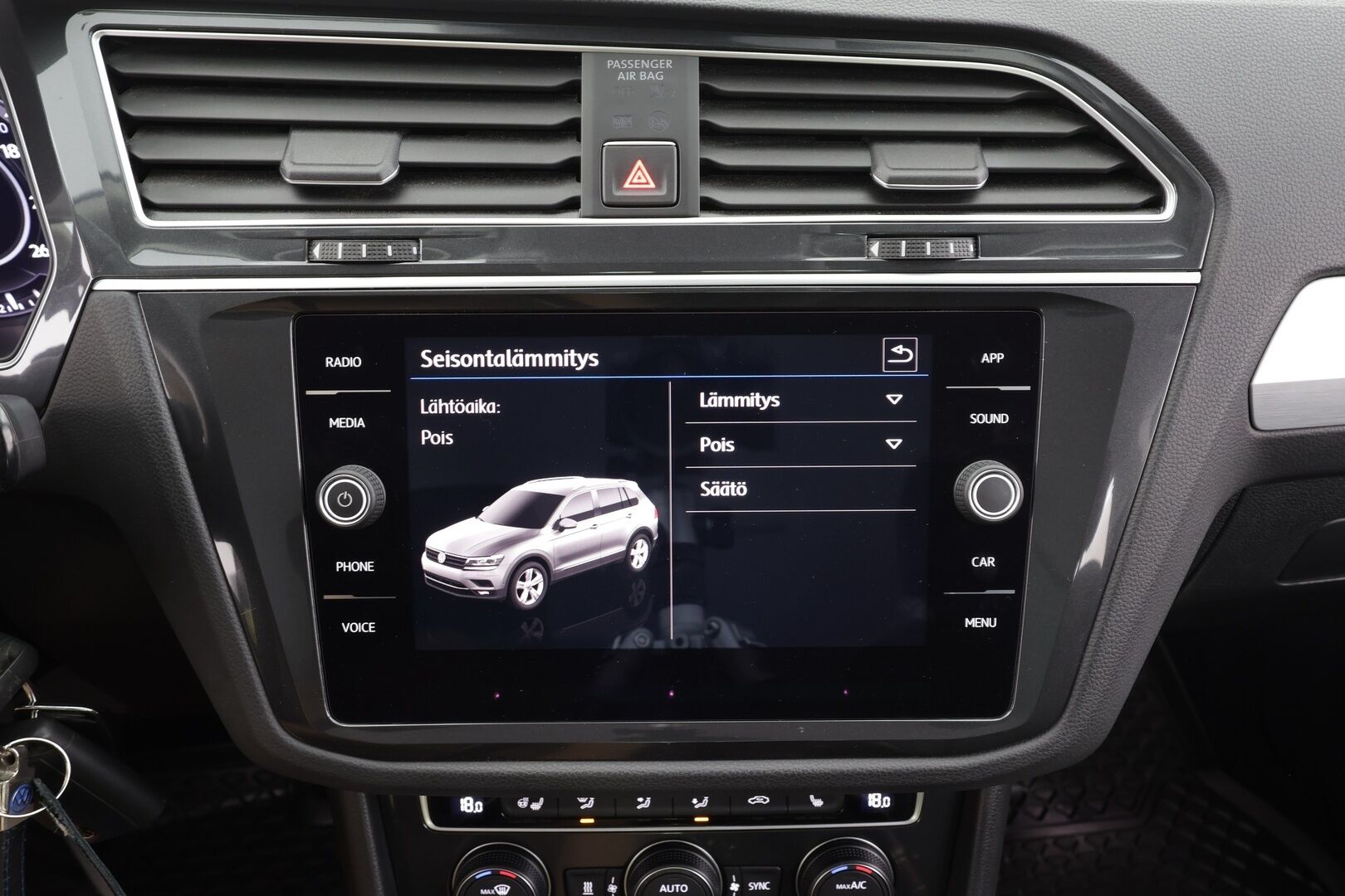 Volkswagen Tiguan 2018 Comfortline 1,4 TSI 110 kW (150 hv) 4MOTION DSG-automaatti - | ACC | Webasto | Koukku | LED | P.tutkat | Hierovat Penkit | Ratinlämmitys | Digimittaristo | Apple&Android | Suomi-auto | Kahdet Renkaat | Merkkihuollettu |