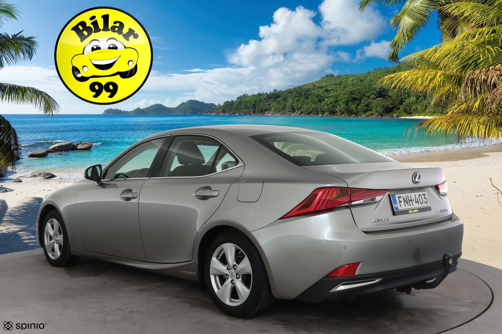 Lexus IS 2018 300h Hybrid A Comfort **Vakkari / Koukku / Puolinahat / Lohkolämmitin / KeylessGo / Bluetooth** - Suomi-auto / Merkkihuollettu / Kahdet renkaat aluvanteilla