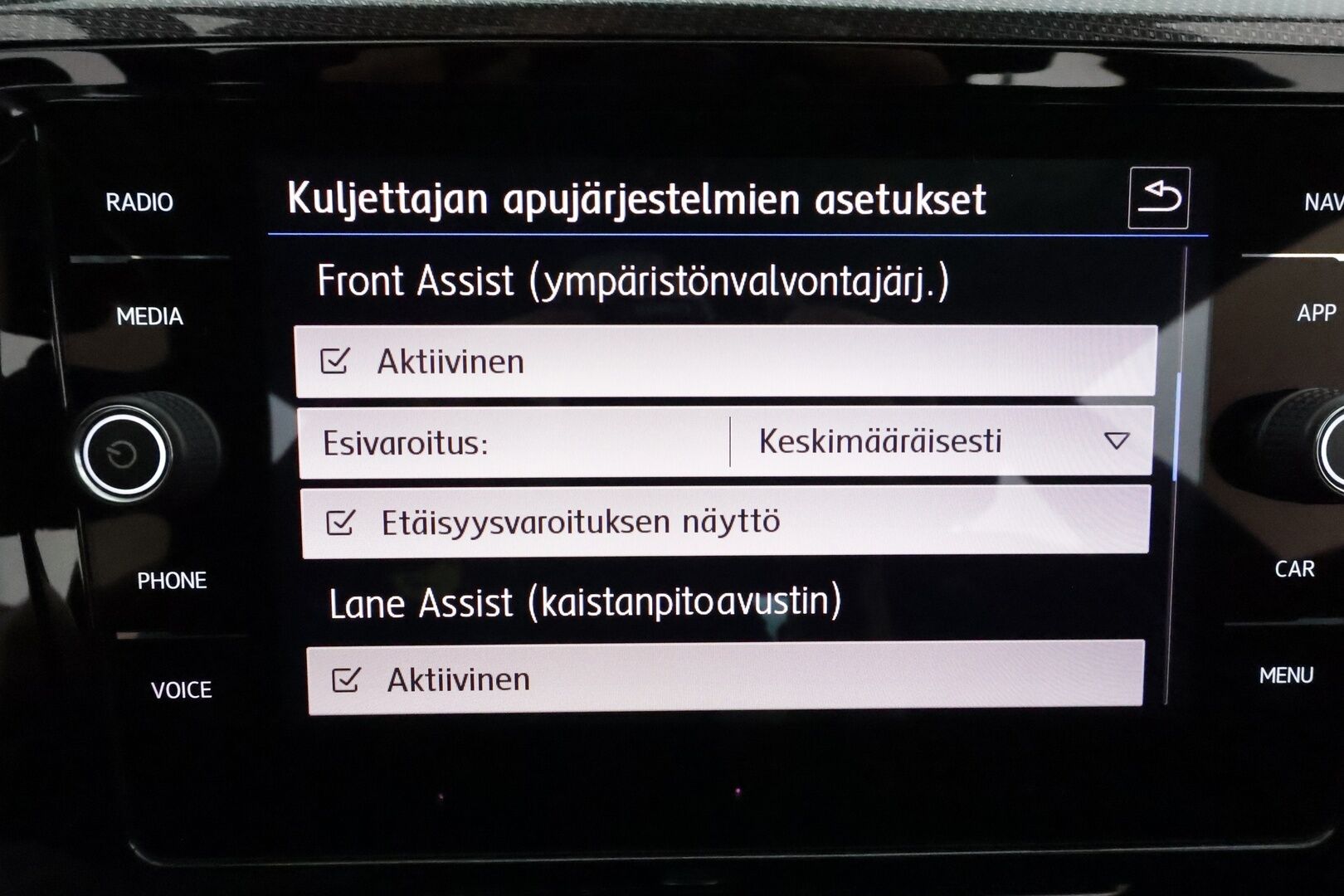 Volkswagen Arteon 2018 R-Line Limited Edition 2,0 TDI 110 kW DSG **Webasto / Koukku / ACC / Adapt.LED / Kamera / Navi / Keyless* - Suomi-auto / Kahdet VW omat vanteet / R-Line