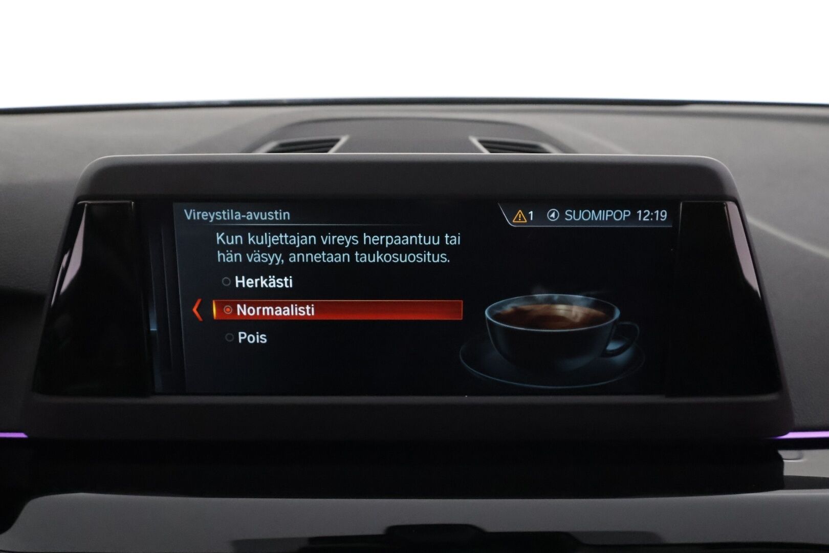 BMW 520 2018 G31 Touring 520d A Business Sport * ACC / P.kamera / Intelligent safety / Osasähköt / LED / Sporttipenkit * - Merkkihuollettu / Suomi-auto