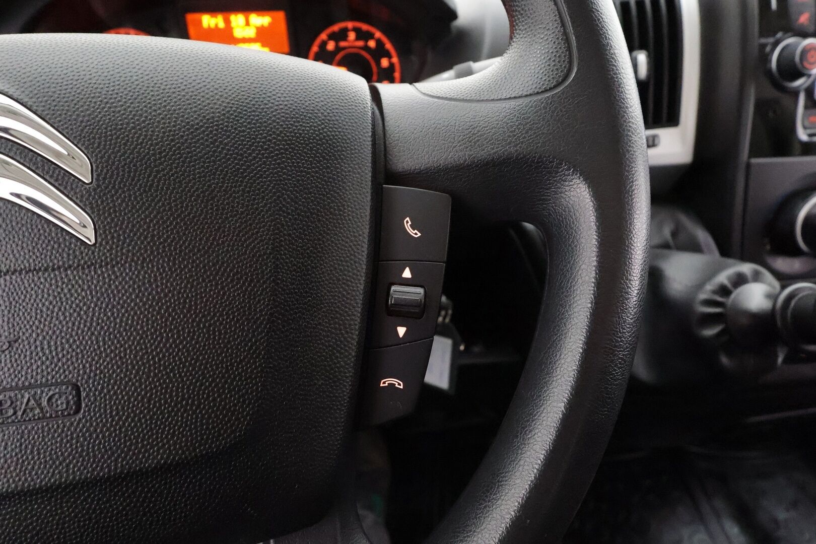 Citroen Jumper 2018 BlueHDi 130 35 L2H1 * Vakkari / Webasto / Koukku / Bluetooth / ALV / 2x Renkaat * - 1.Om Suomi-auto - HULLUT AVAJAISHULINAT KORKOTARJOUS 3,29 %