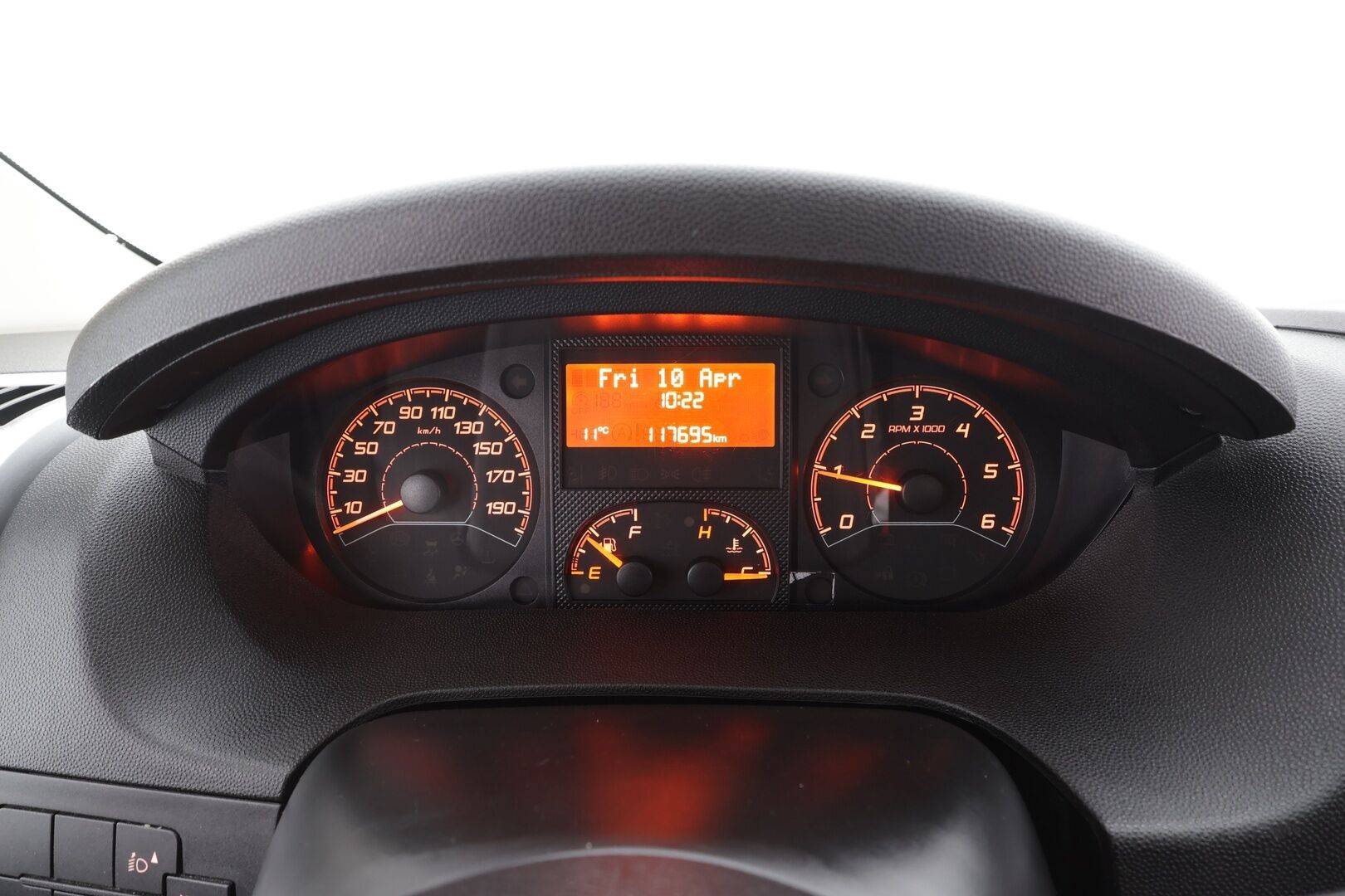 Citroen Jumper 2018 BlueHDi 130 35 L2H1 * Vakkari / Webasto / Koukku / Bluetooth / ALV / 2x Renkaat * - 1.Om Suomi-auto - HULLUT AVAJAISHULINAT KORKOTARJOUS 3,29 %