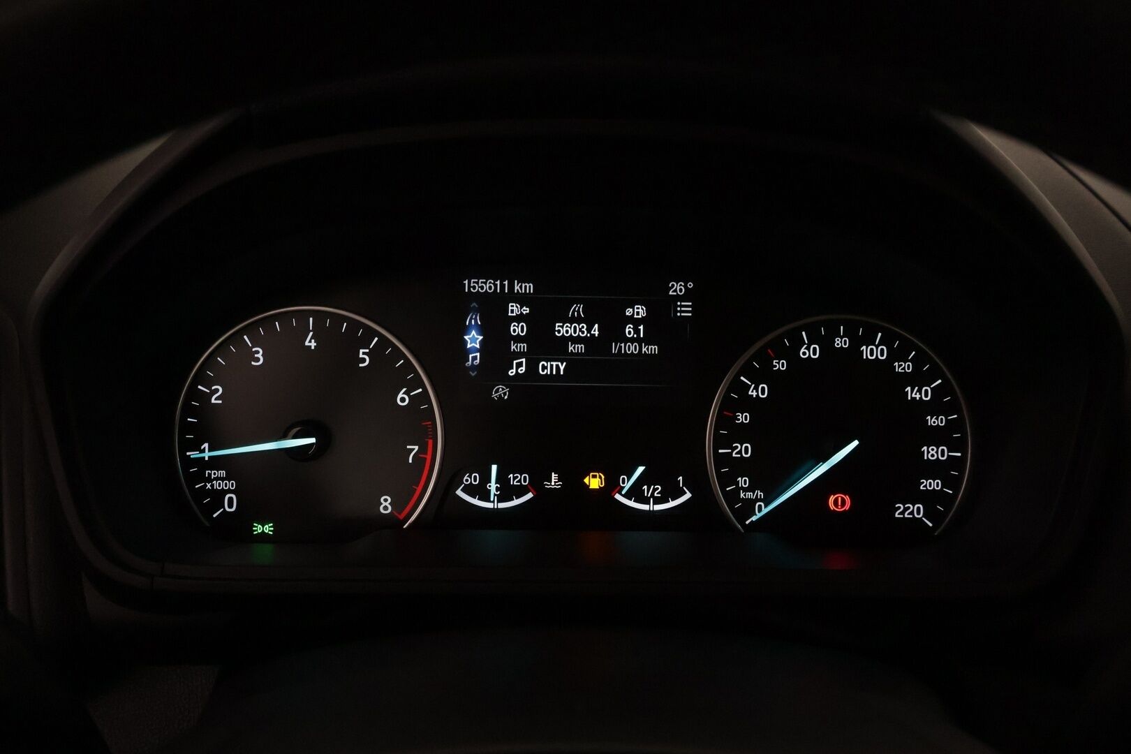 Ford Ecosport 2018 Ford Ecosport 1,0 EcoBoost 140hv M6 Titanium 5-ovinen / P-kamera / Apple&Android / Vakkari / Lohko / Puolinahat - Suomi-auto / 2x renkaat alumiinivanteilla / Edulliset käyttökustannukset
