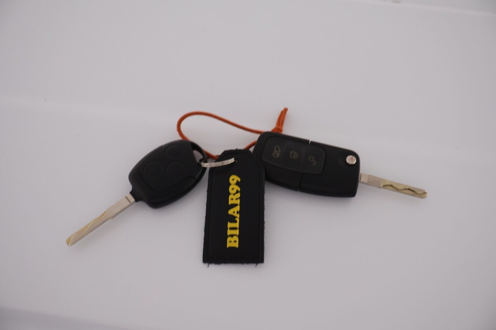 Ford Transit Courier 2018 1,5 TDCi 75 hv M6 Trend - YritysOutlet - Myydään vain yrityksille - *ALV-vähennyskelpoinen / Läpilastattava / Suomi-auto / Lohkolämmitin / Lämmitettävä tuulilasi / 2x peltivanteet & renkaat*