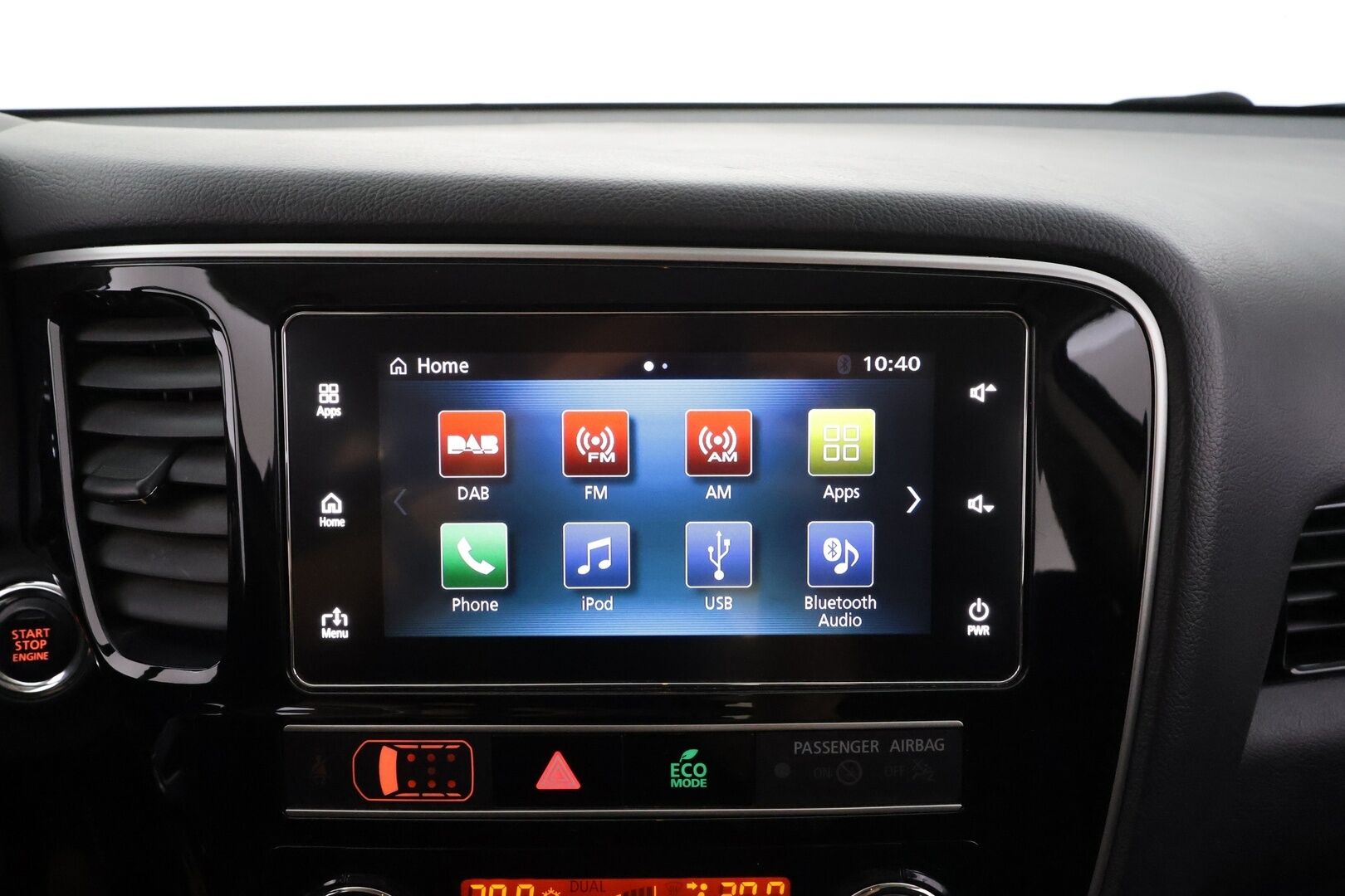 Mitsubishi Outlander 2019 2,0 MIVEC Active 2WD CVT 7P - | P.Kamera | Vakkari | Bluetooth | Apple&Android | Ratinlämmitys | Keyless | Facelift | Suomi-auto |