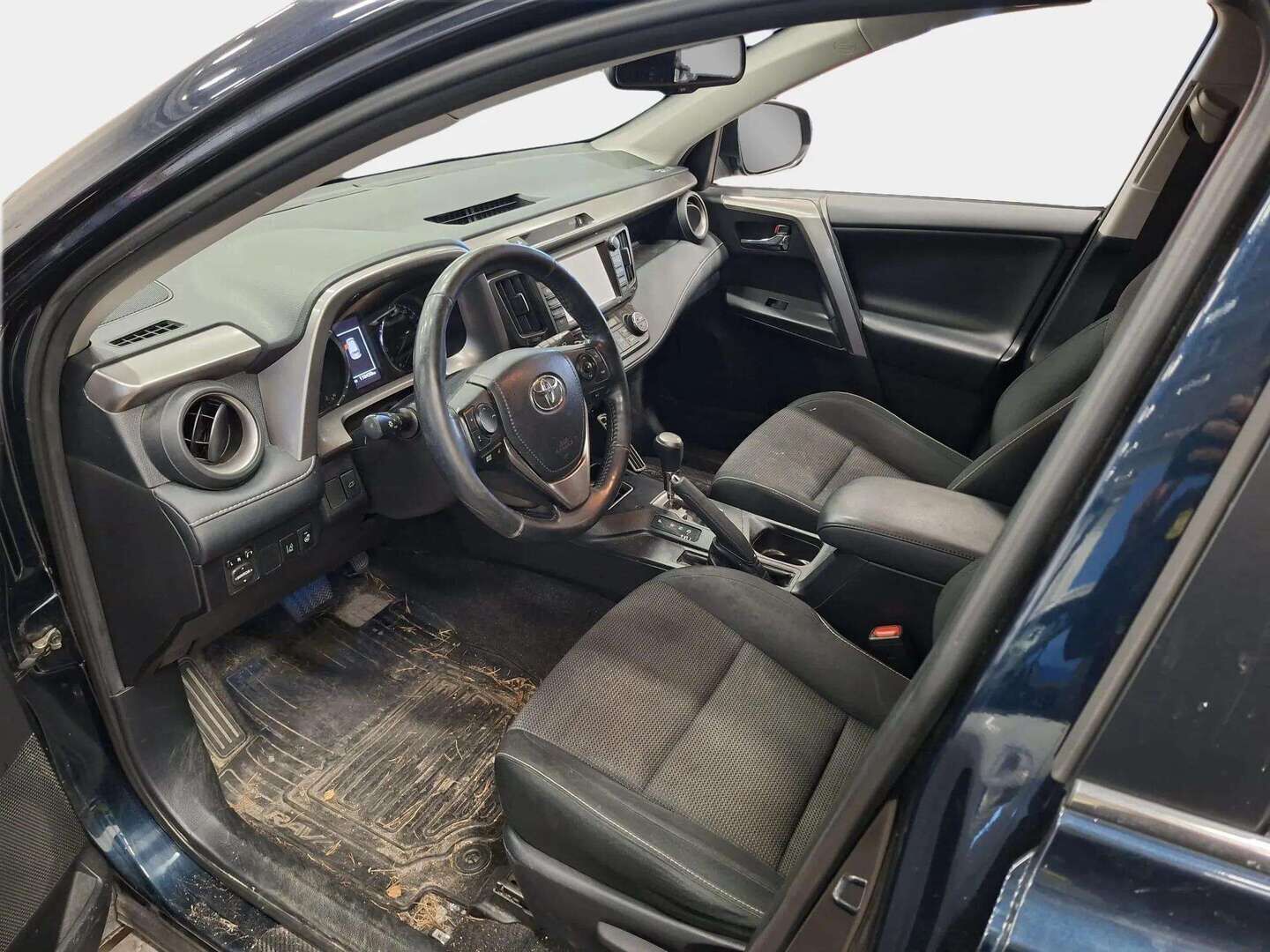 Toyota RAV4 2019 2,5 Hybrid FWD Hybrid Edition - | ACC | P.Kamera ja tutkat | Lohko+sisä | Led lisävalo | Navi | 2x renkaat aluvanteilla