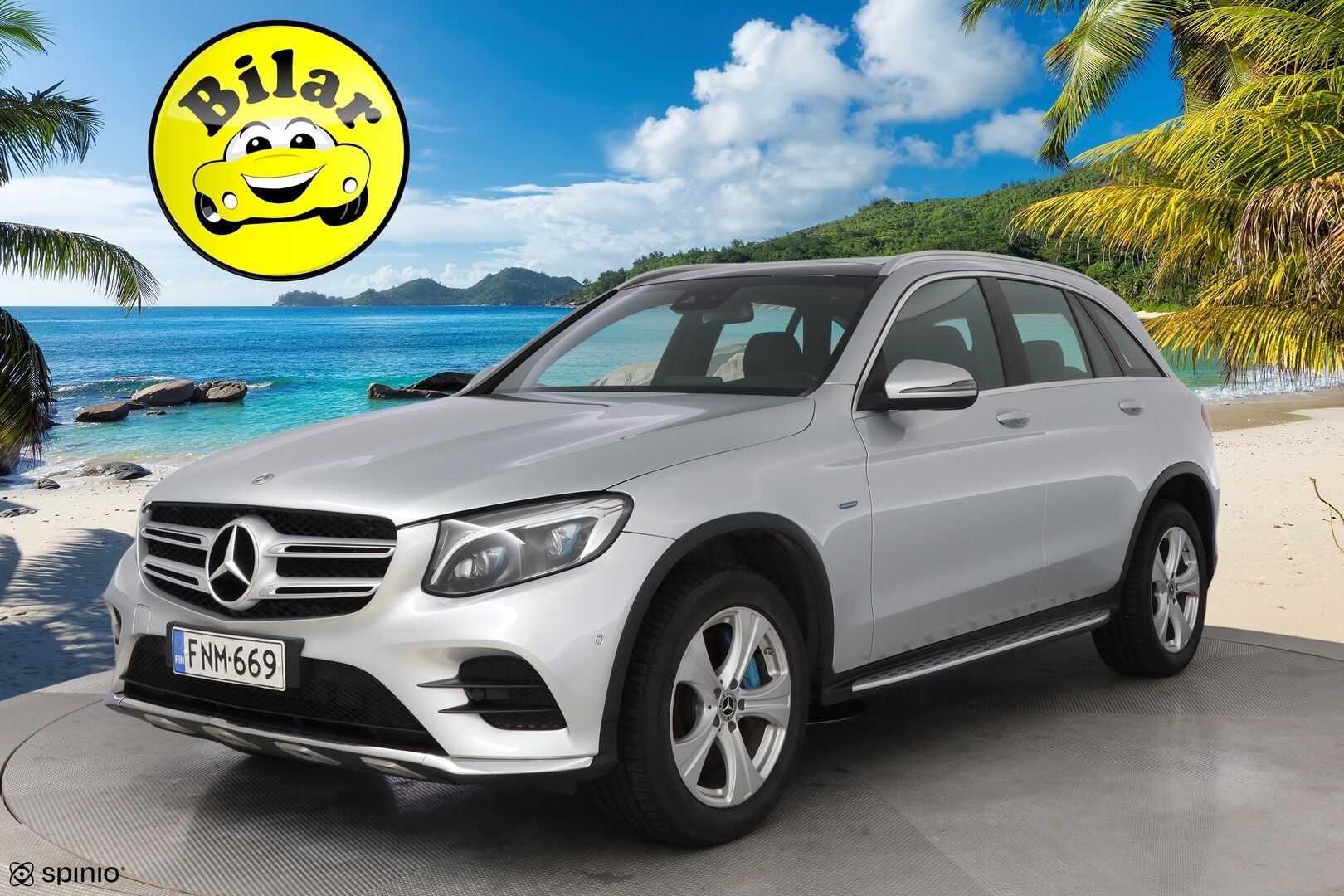 Mercedes-Benz GLC 2018 350 e 4MATIC A Premium Business AMG - Panoraama | Ilmastoidut Nahat | Peruutuskamera | Vetokoukku | ILS LED | Comand Navi | SoH 53%!