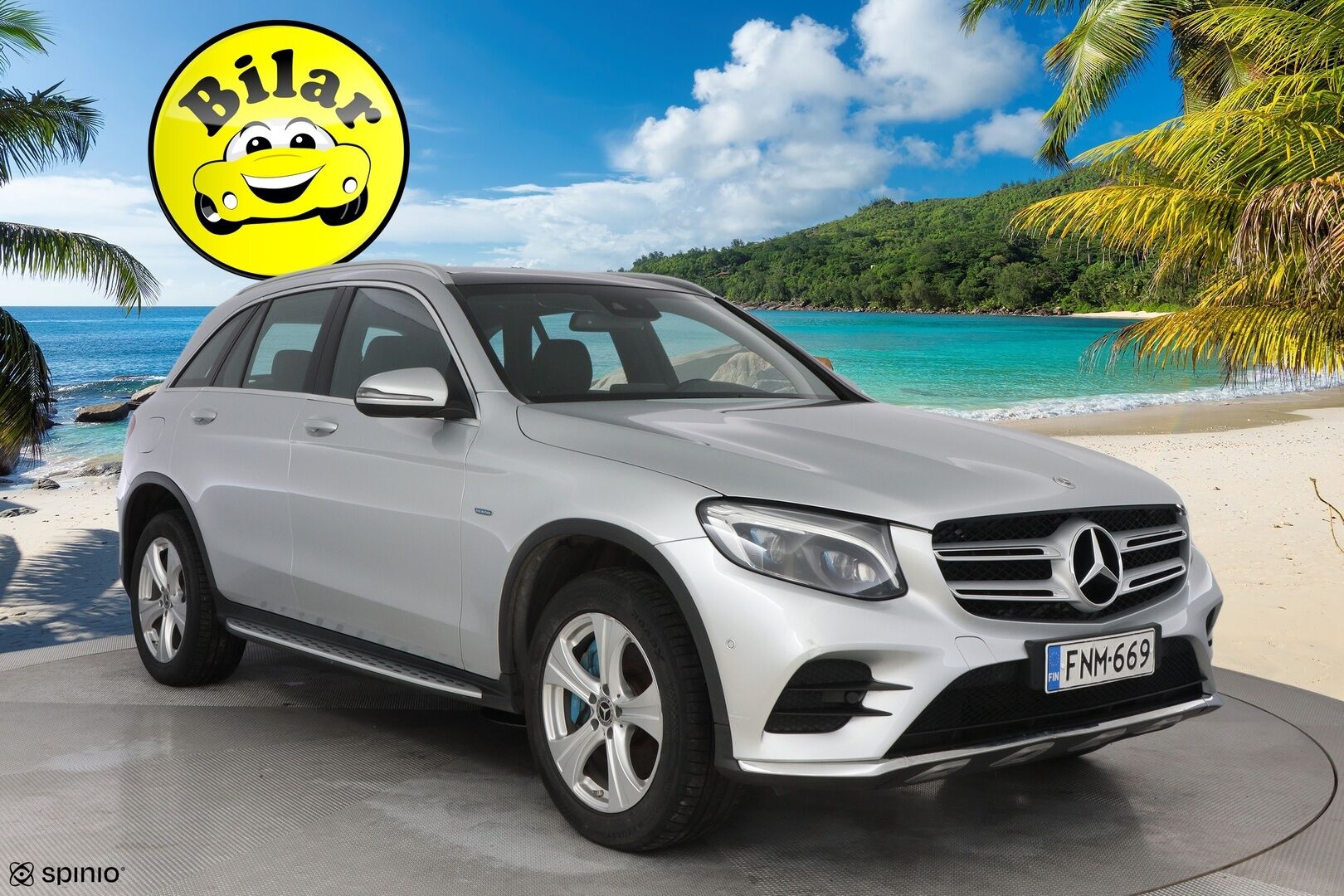 Mercedes-Benz GLC 2018 350 e 4MATIC A Premium Business AMG - Panoraama | Ilmastoidut Nahat | Peruutuskamera | Vetokoukku | ILS LED | Comand Navi | SoH 53%!